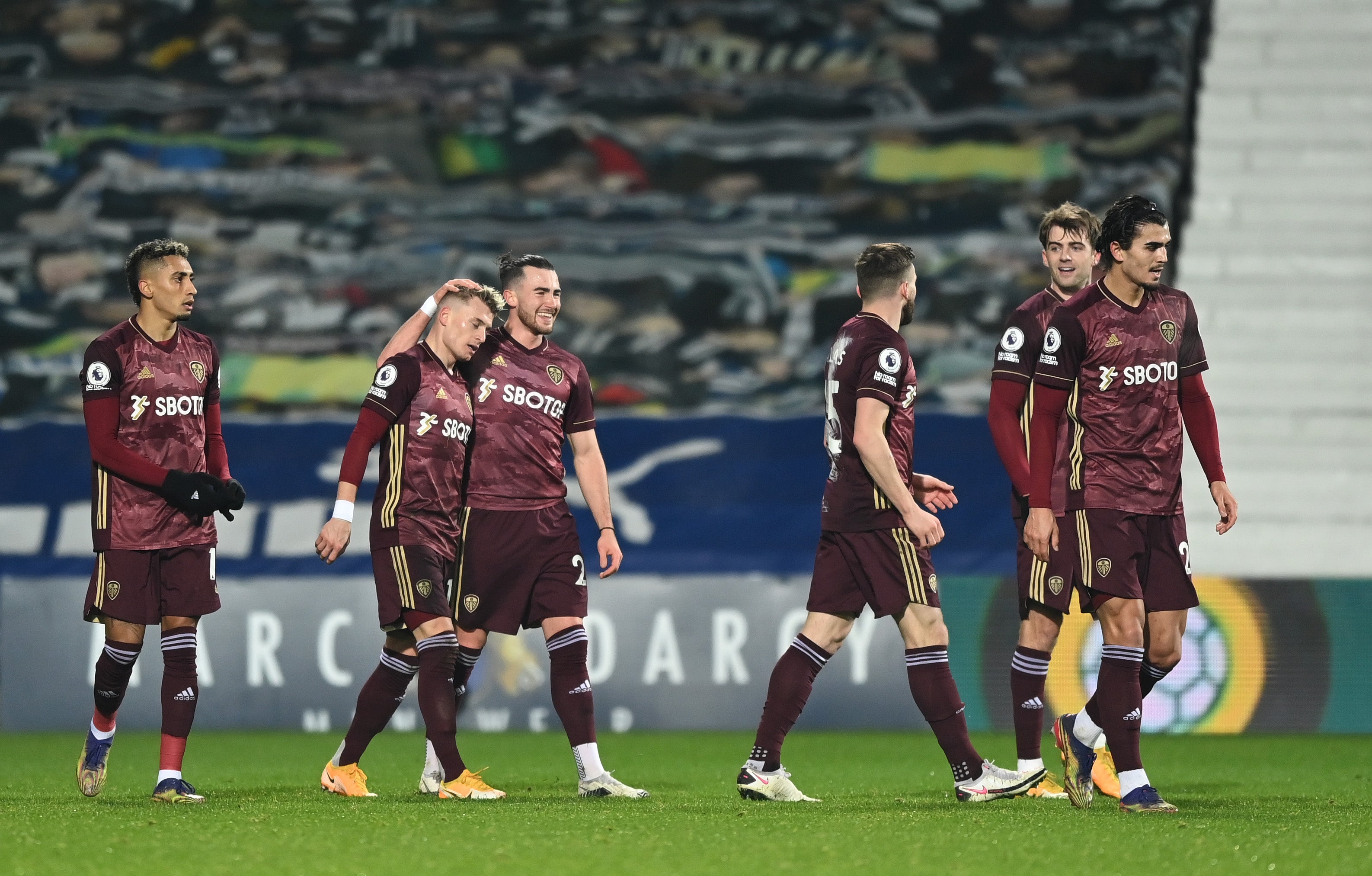 Leeds celebrate after Ezgjan Alioski’s goal