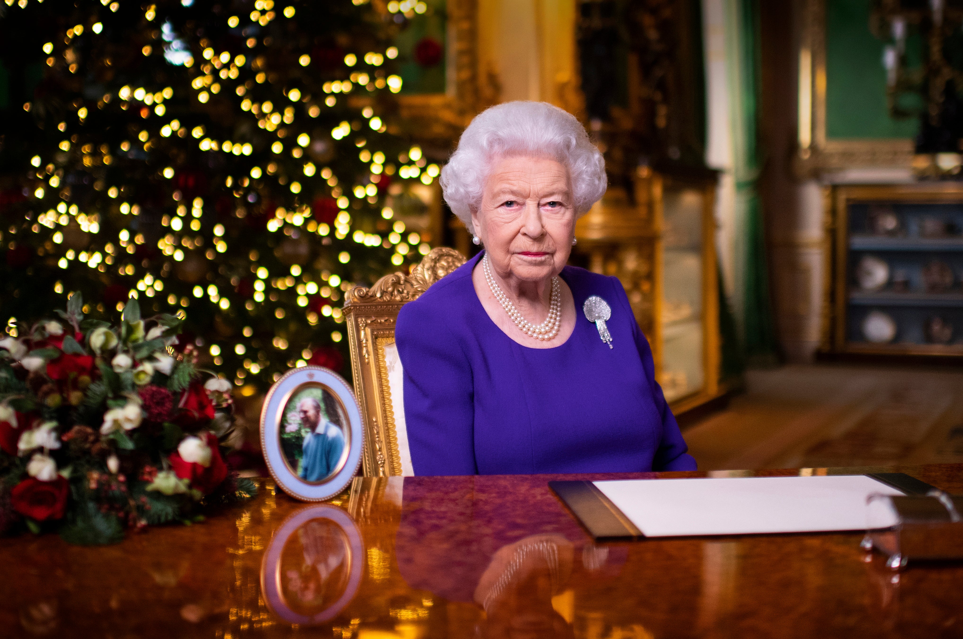 The Queen shares a hopeful New Year’s message on Instagram