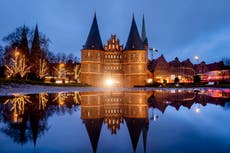 Germany set to extend hard lockdown as daily deaths mount