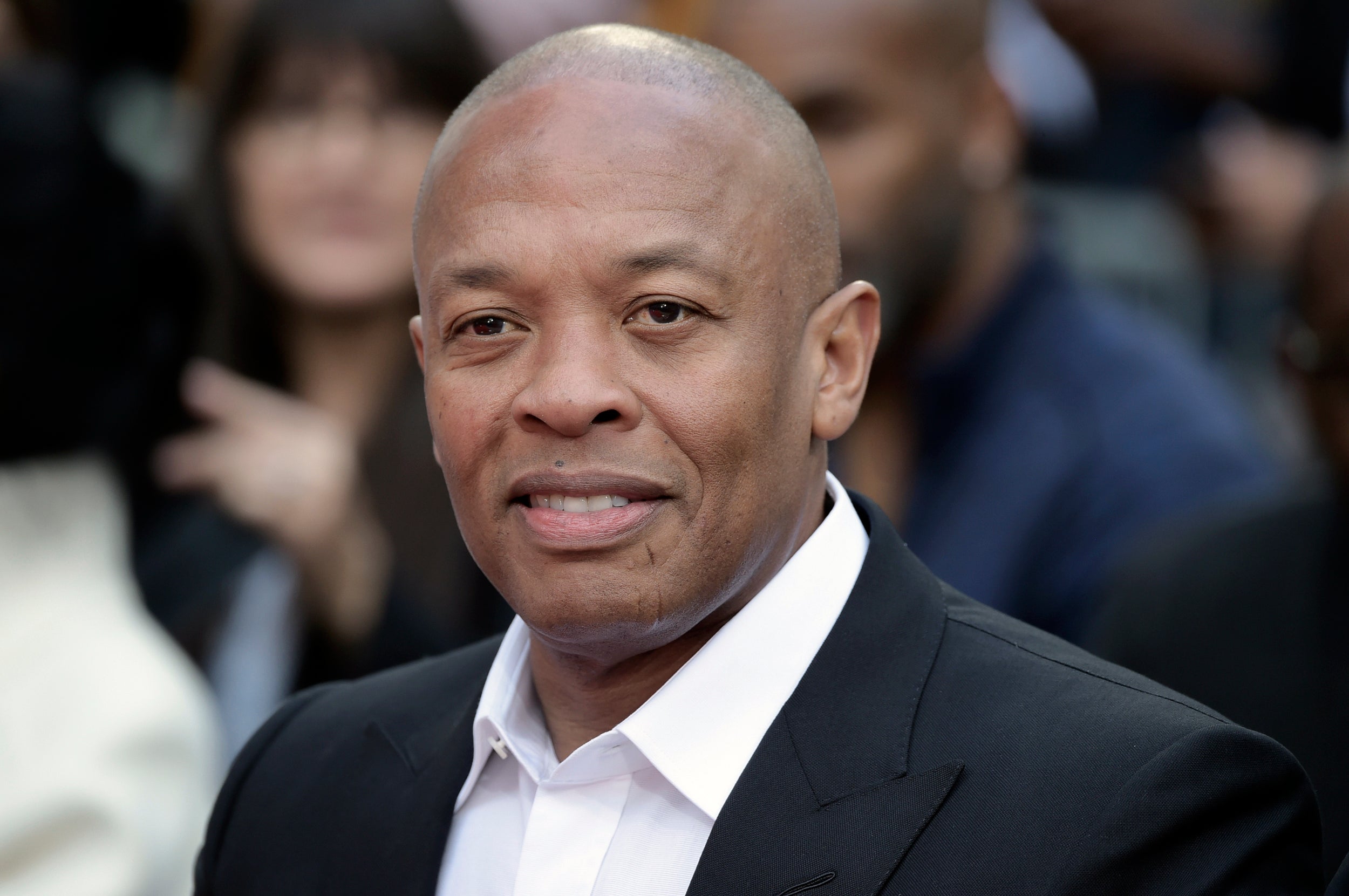 Dr Dre Hospitalized