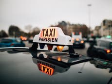 Paris taxi driver charges tourists €230 for 40-minute cab ride