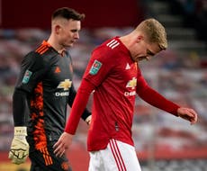 Van de Beek exit ‘wouldn’t surprise’ Berbatov after United struggles