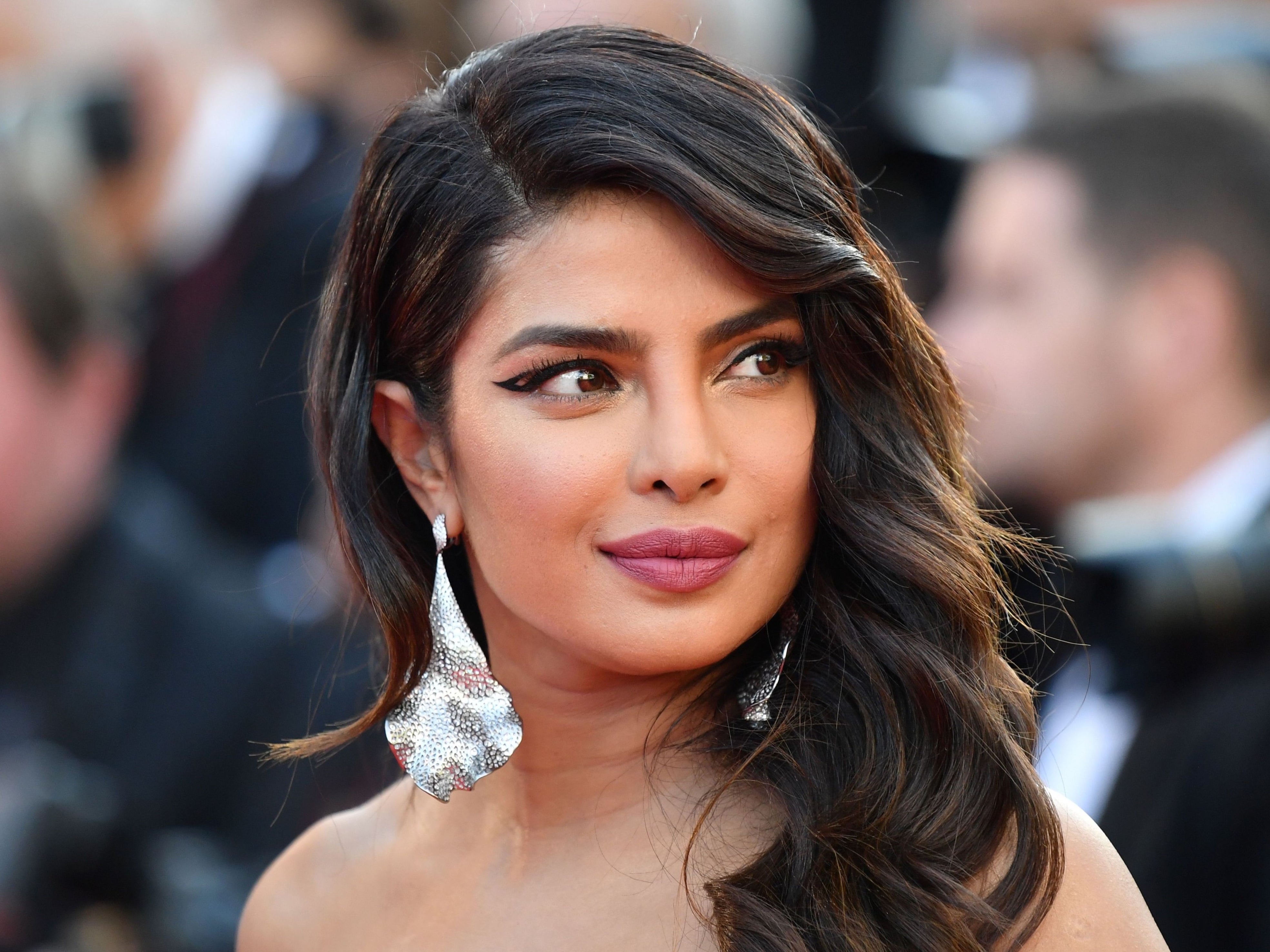 Priyanka Chopra is shooting a new film, called Text For You