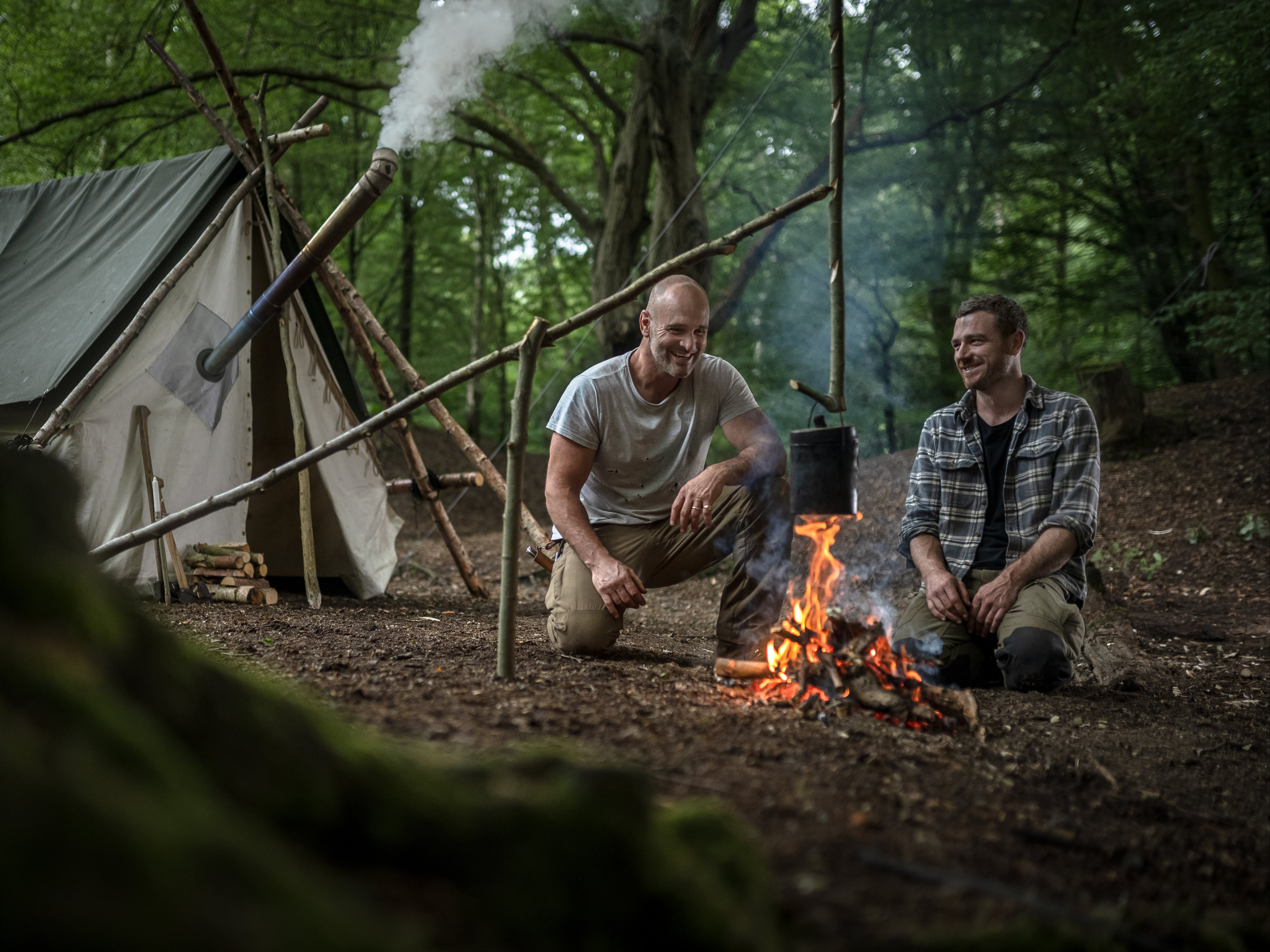 Ed Stafford and Steven Hanton host a free bushcraft series for families around the UK