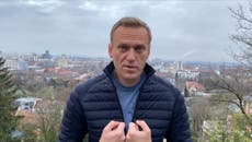 Poisoned Kremlin critic Navalny announces imminent return to Russia