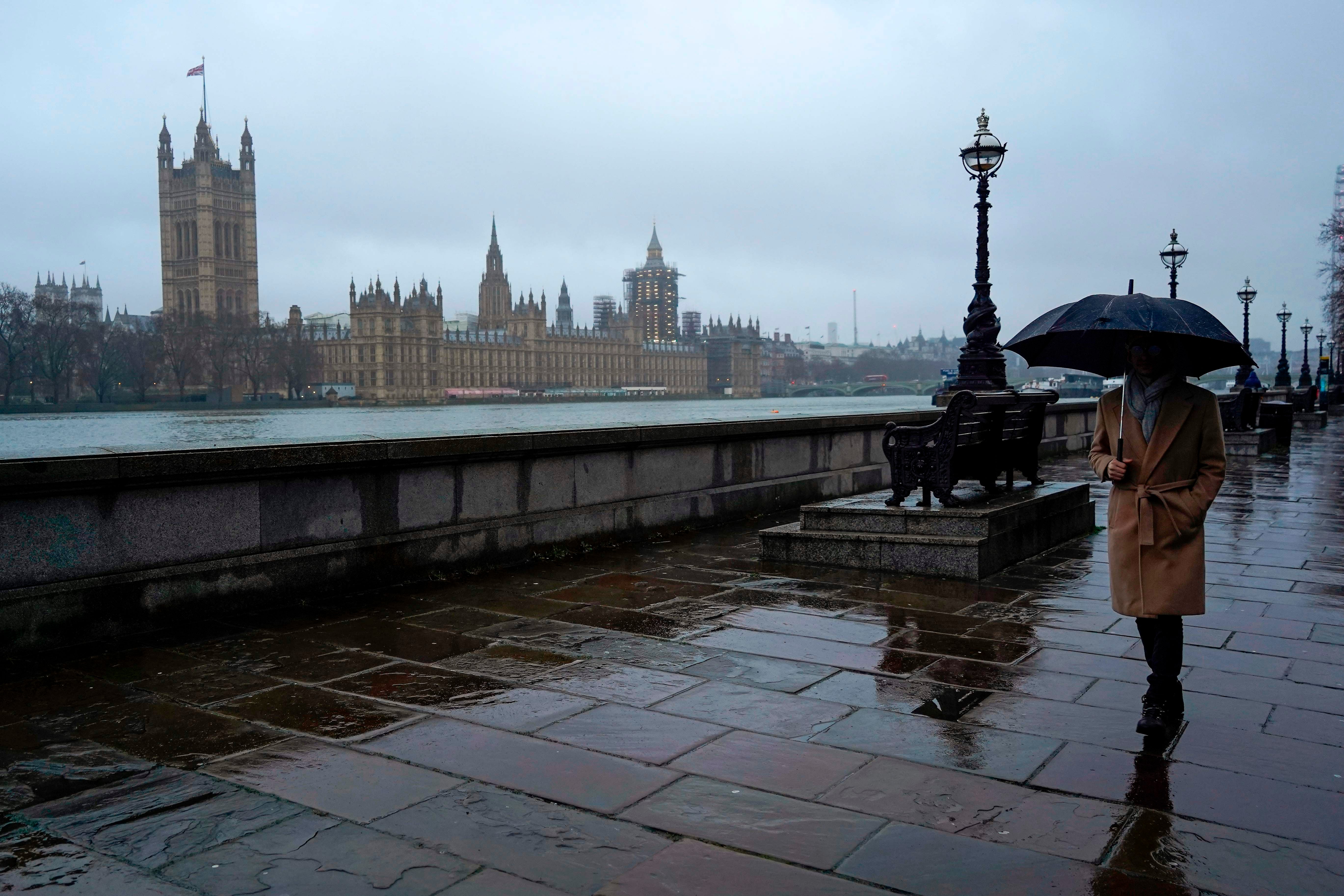 Government rejects claim workers rights to be torn up after Brexit