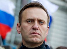 Navalny plans to return to Russia after recovery in Germany