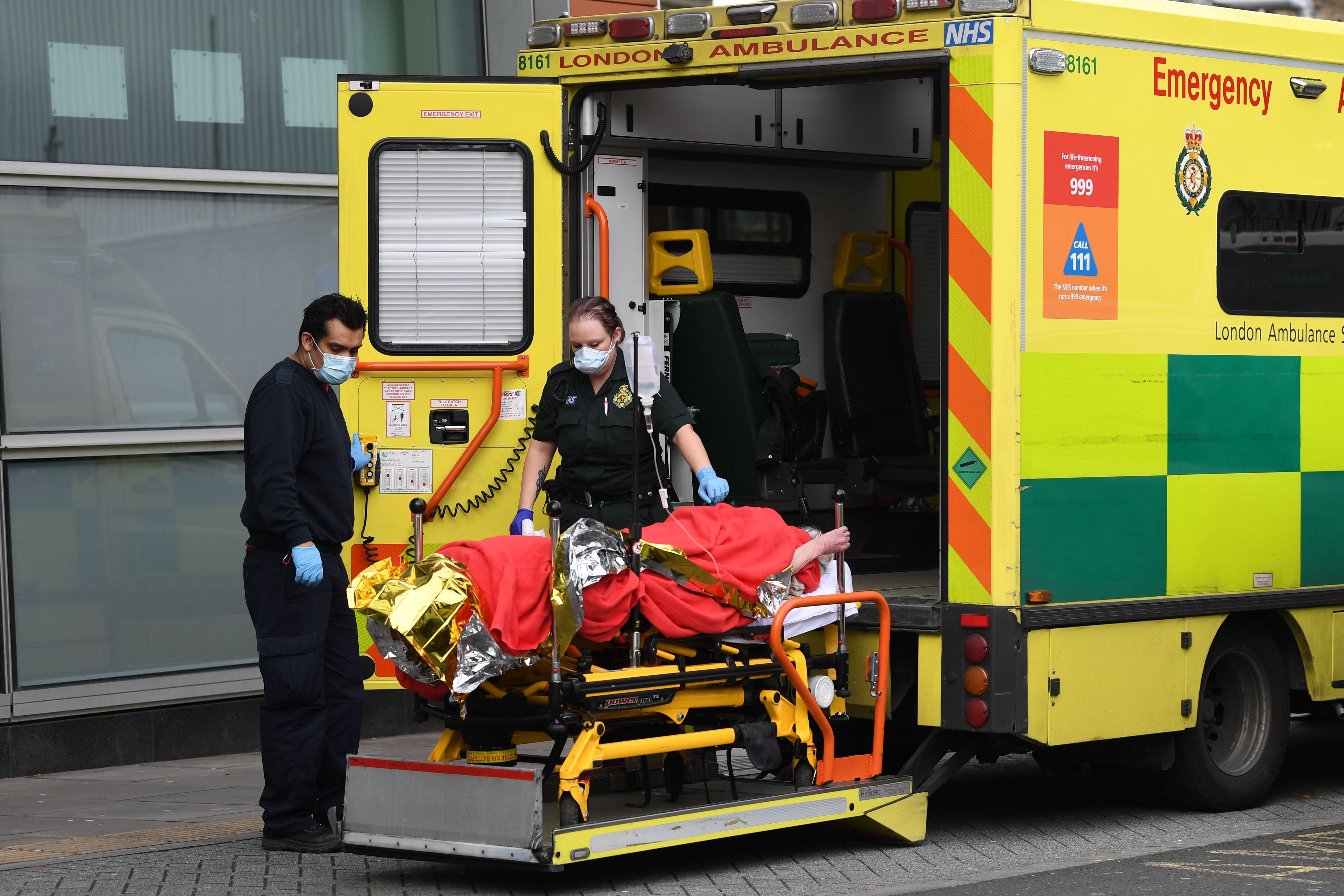 Lockdown could last until summer, No 10 warns