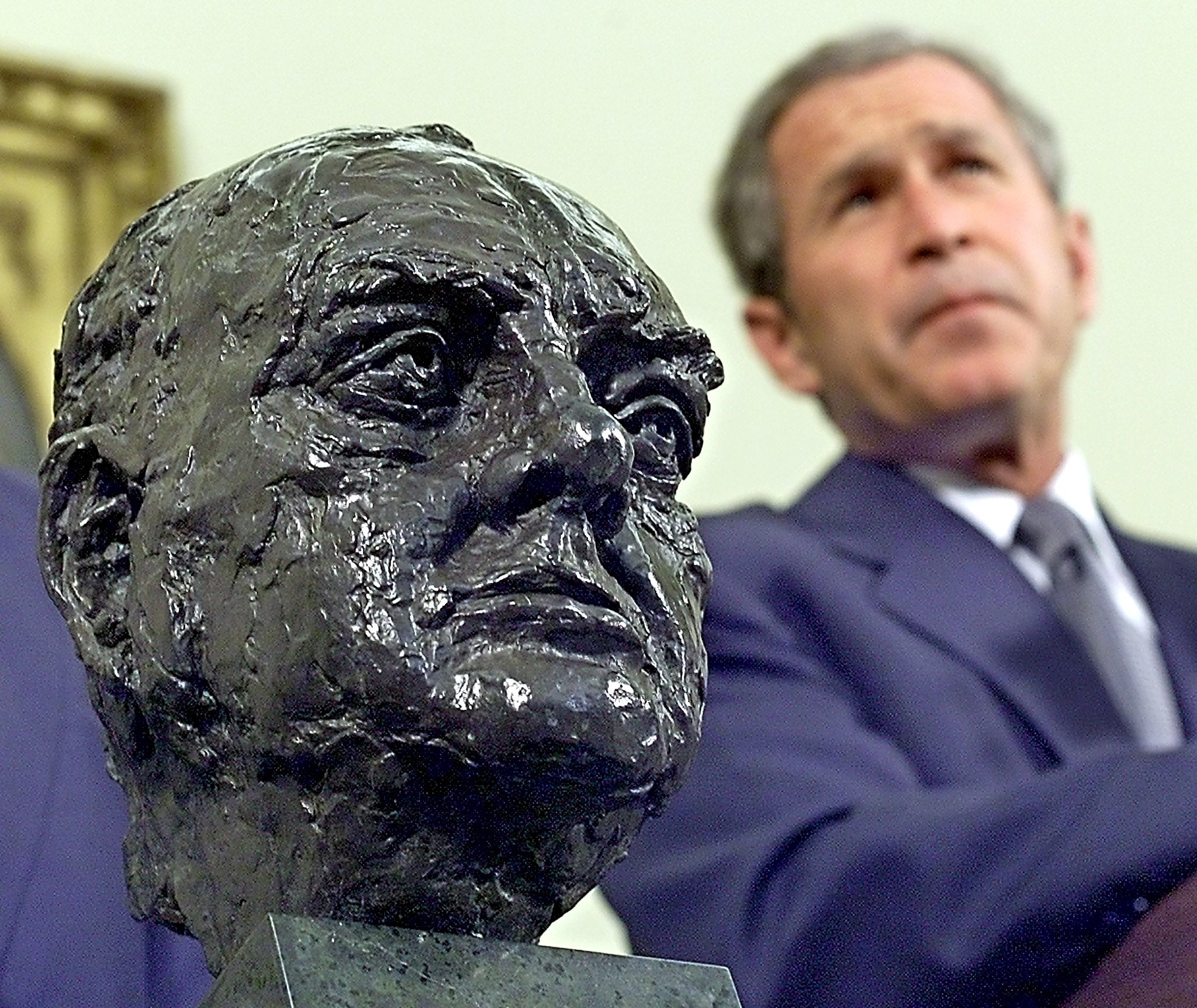 George W Bush received the bust of Sir Winston Churchill from the British Ambassador in 2001