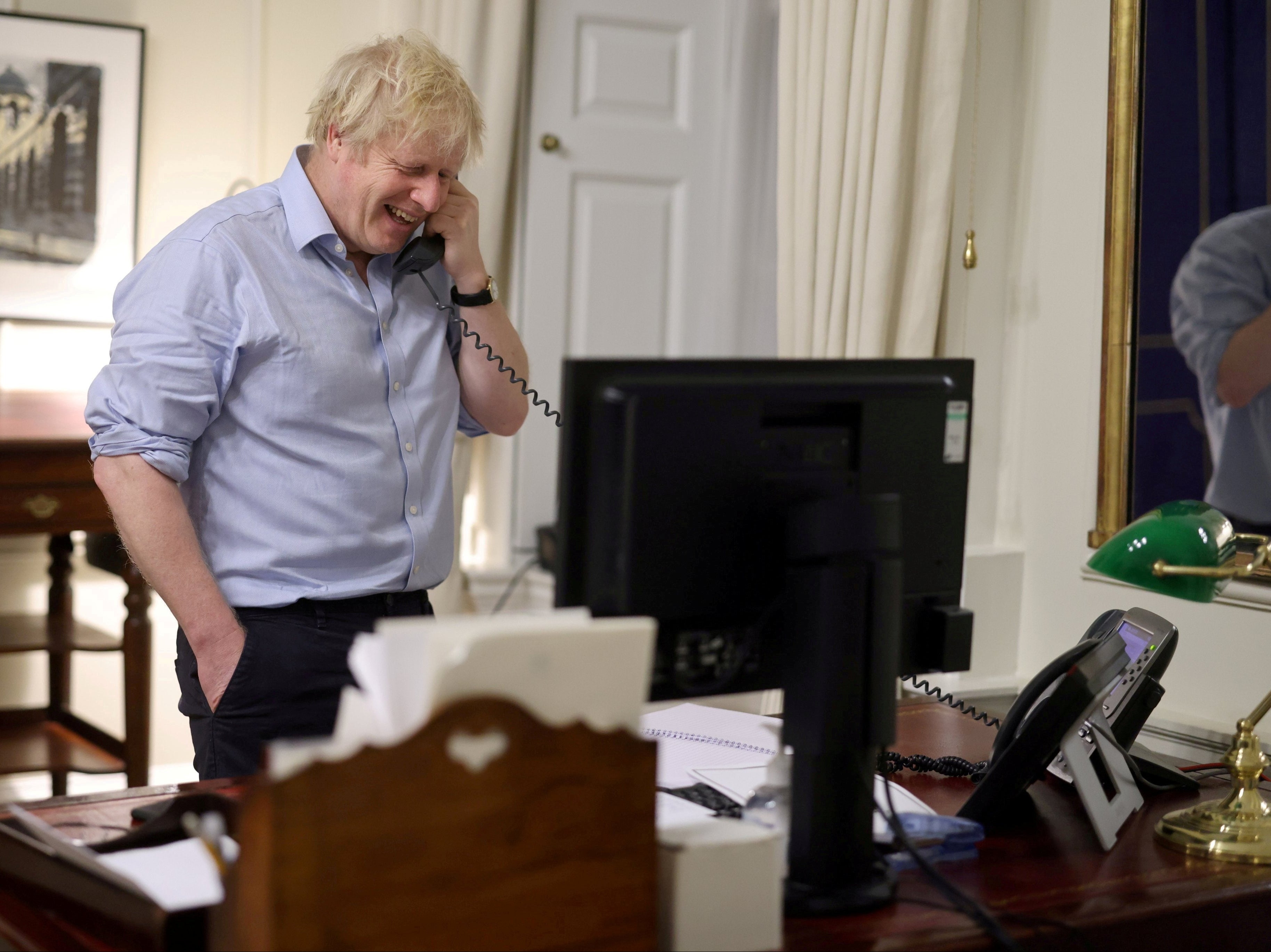 Joe Biden and Boris Johnson discuss Covid-19 recovery in phone call