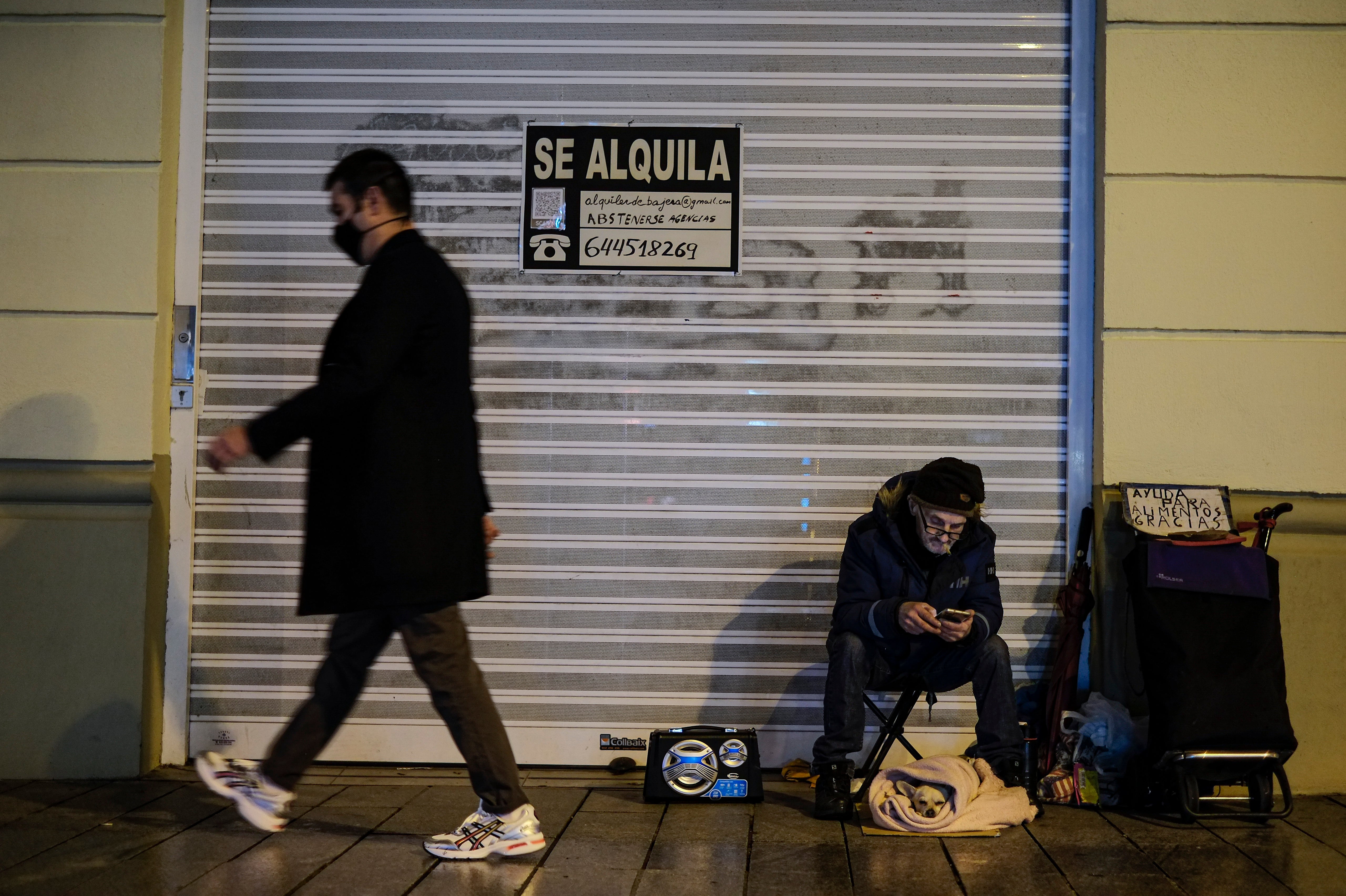 Virus Outbreak Spain Daily Life