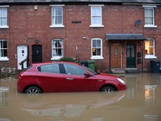 Thousands of English flood defences ‘deemed unfit for purpose’ 