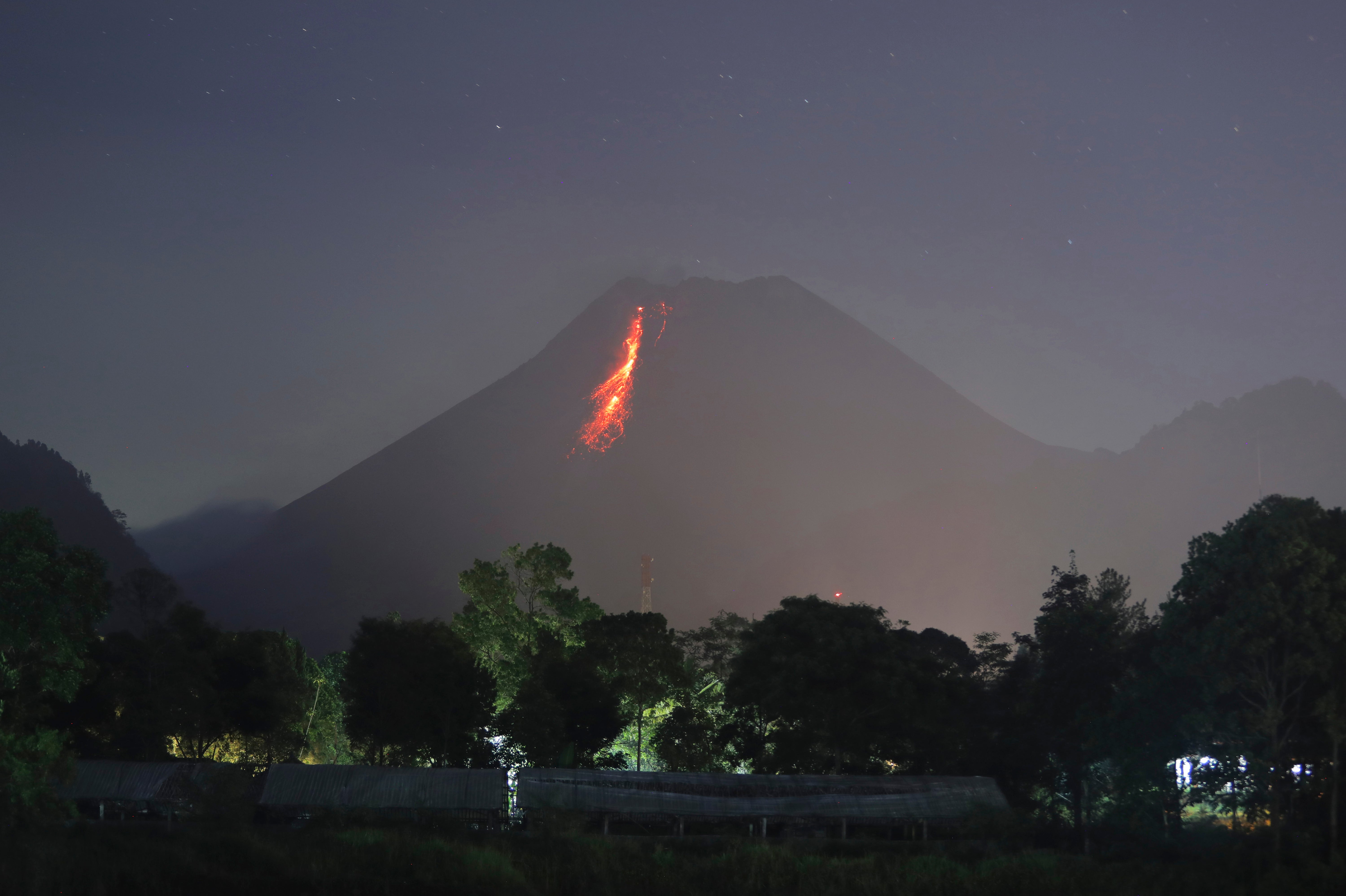 APTOPIX Indonesia Volcano