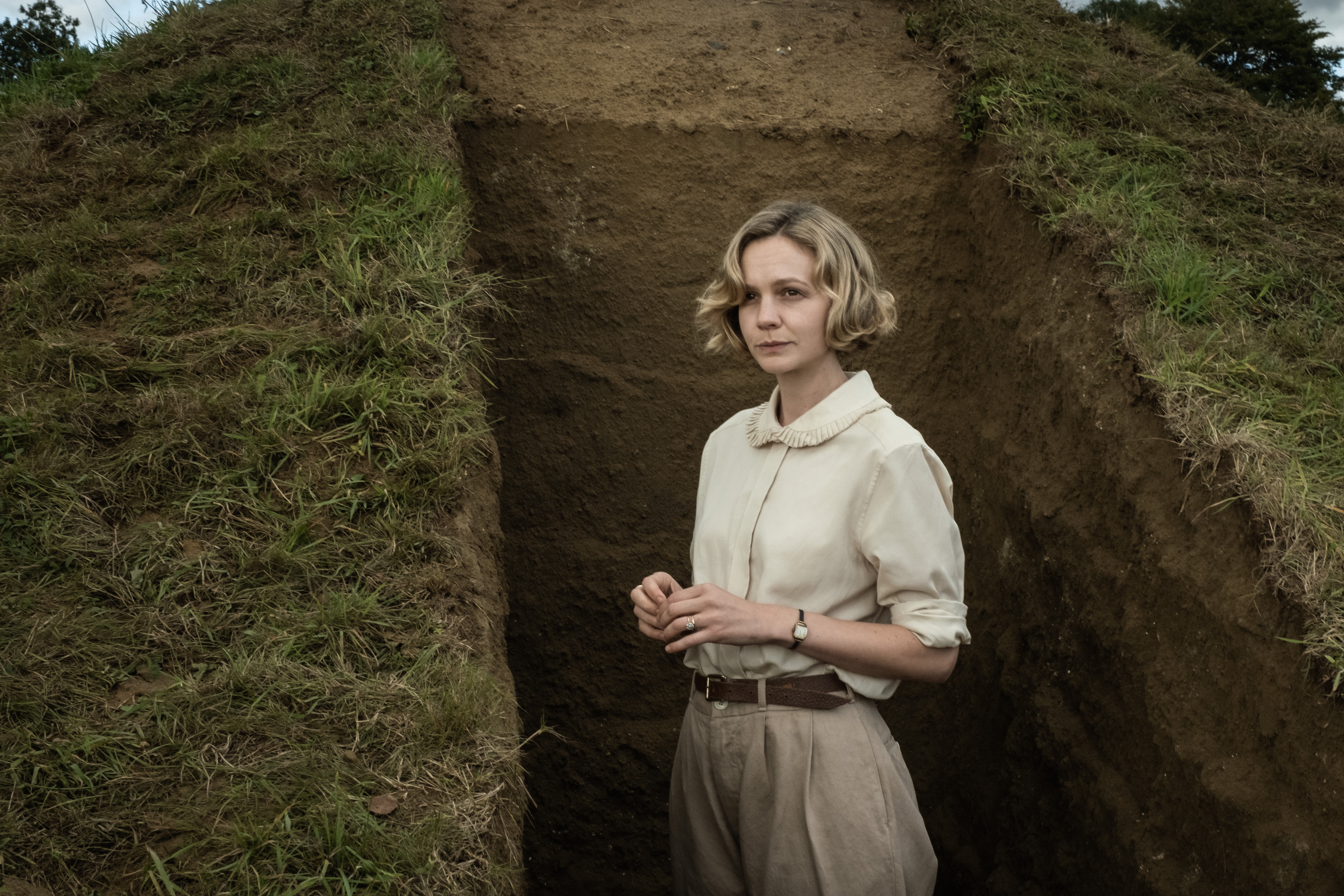 Netflix’s The Dig quietly subverts its period dressings 