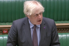 Starmer and Johnson marked the milestone of deaths by point-scoring