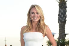 Kimberley Garner defends posting beach pictures amid online backlash