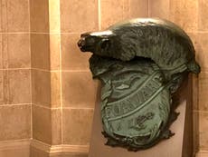 Navy seeks return of popular Wisconsin badger statue