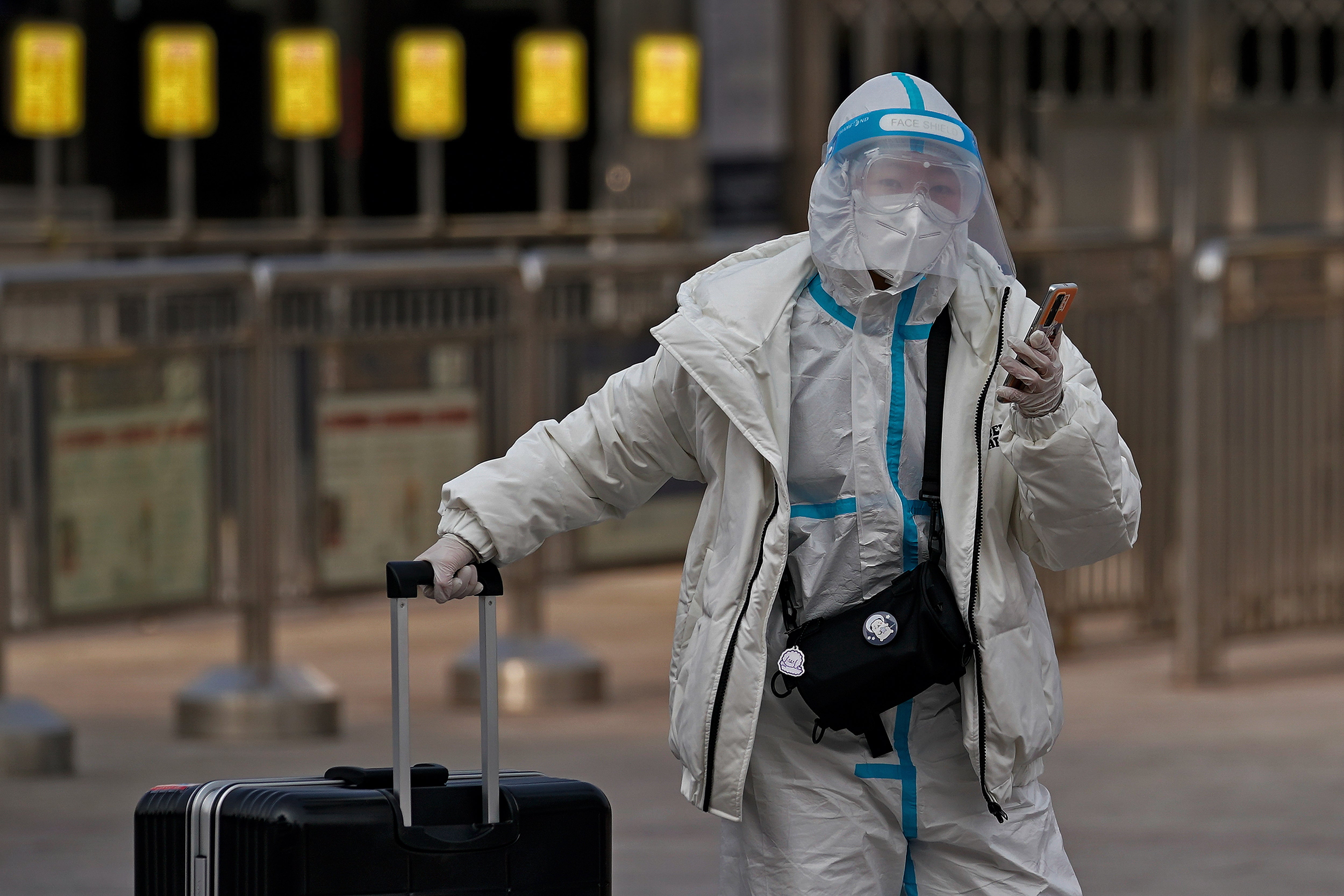 China arrests suspects in fake COVID-19 vaccine ring