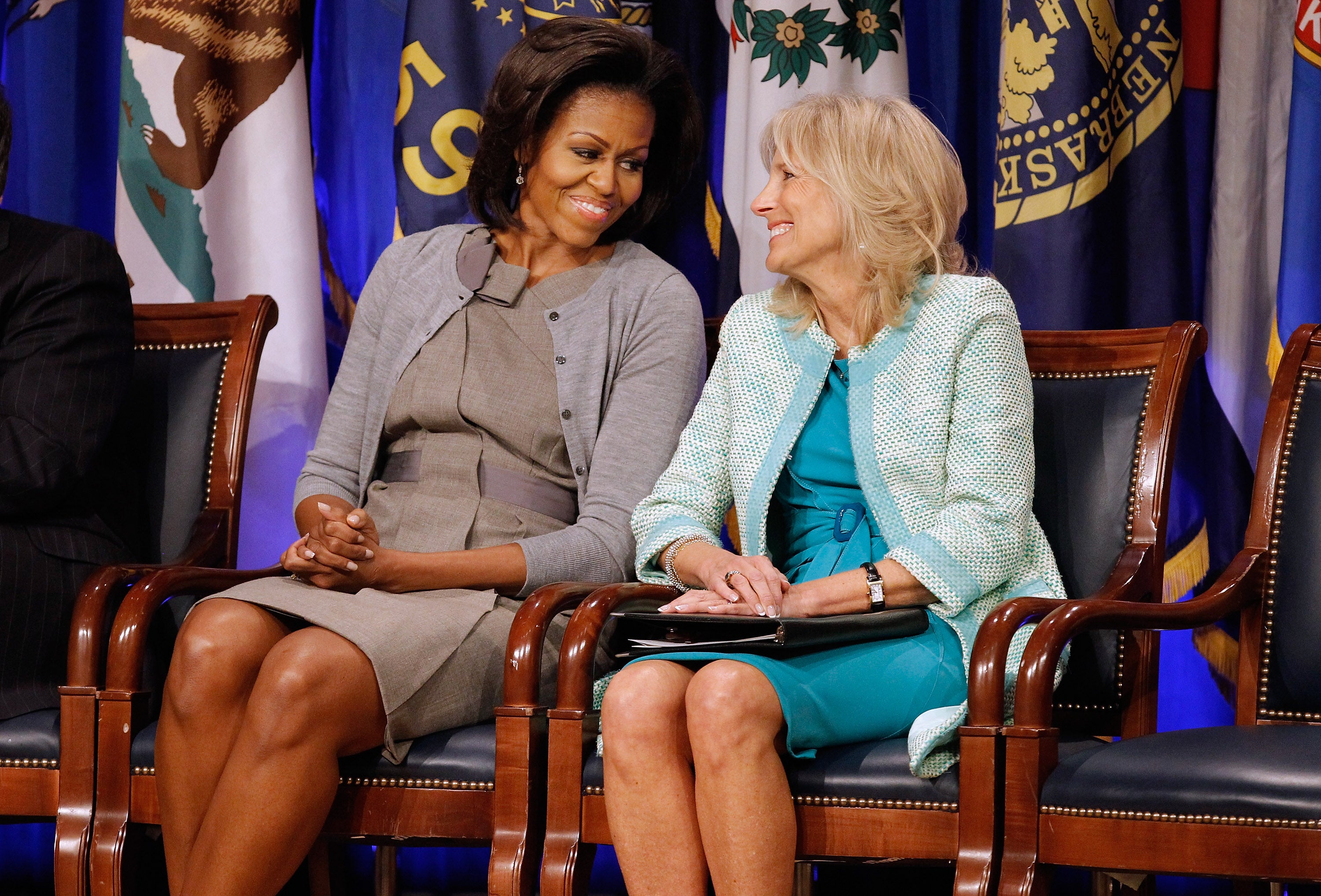 Michelle Obama thanks Jill Biden for gift from the White House