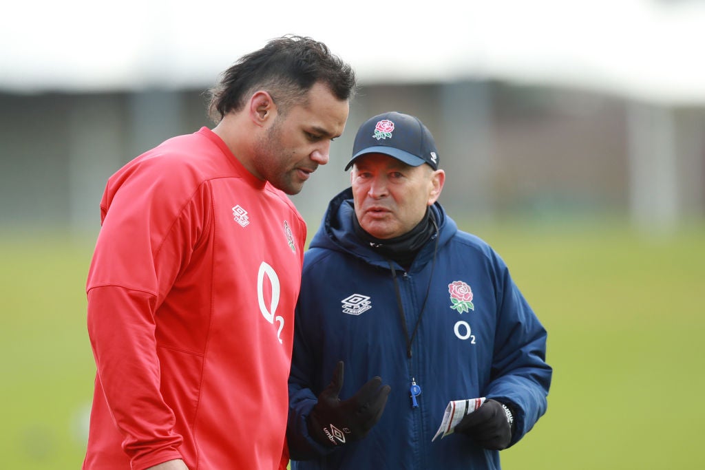 Eddie Jones talks to Billy Vunipola