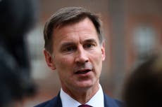 Jeremy Hunt says Covid restrictions should stay until cases fall to 1,000 a day