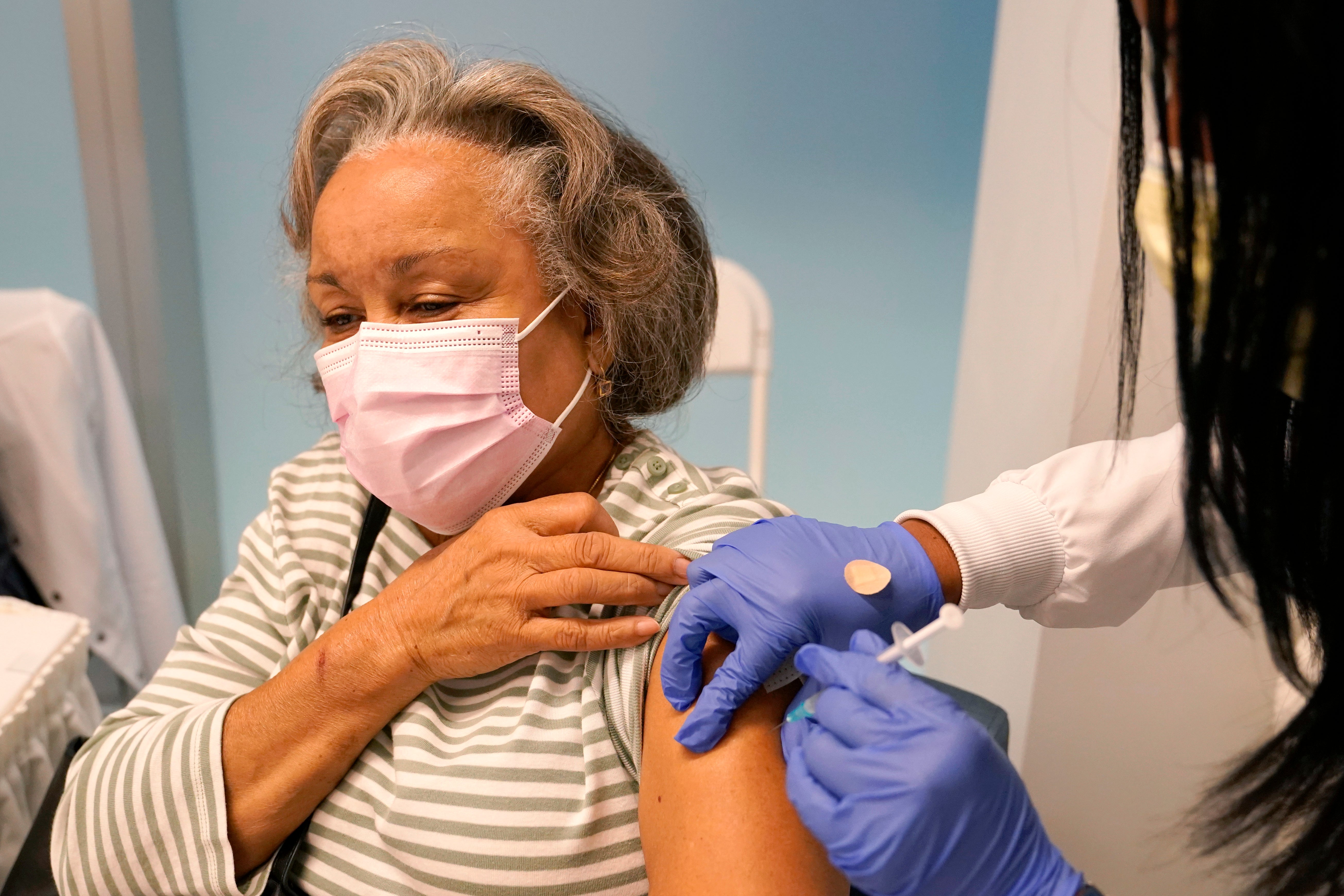 Virus Outbreak Vaccinating Floridas Seniors