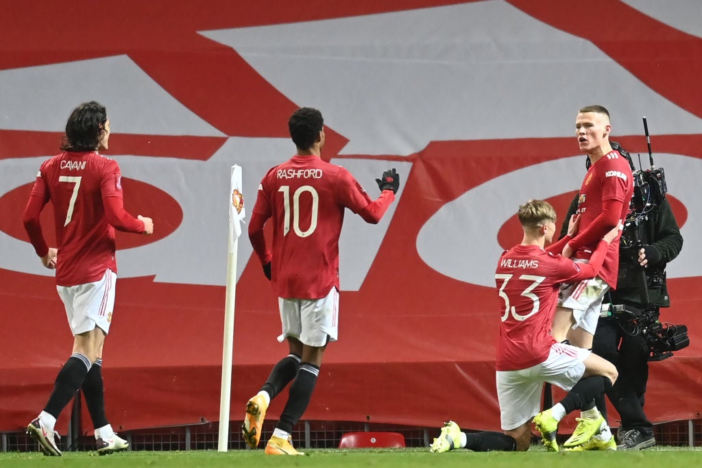 Scott McTominay celebrates his winner for Man United