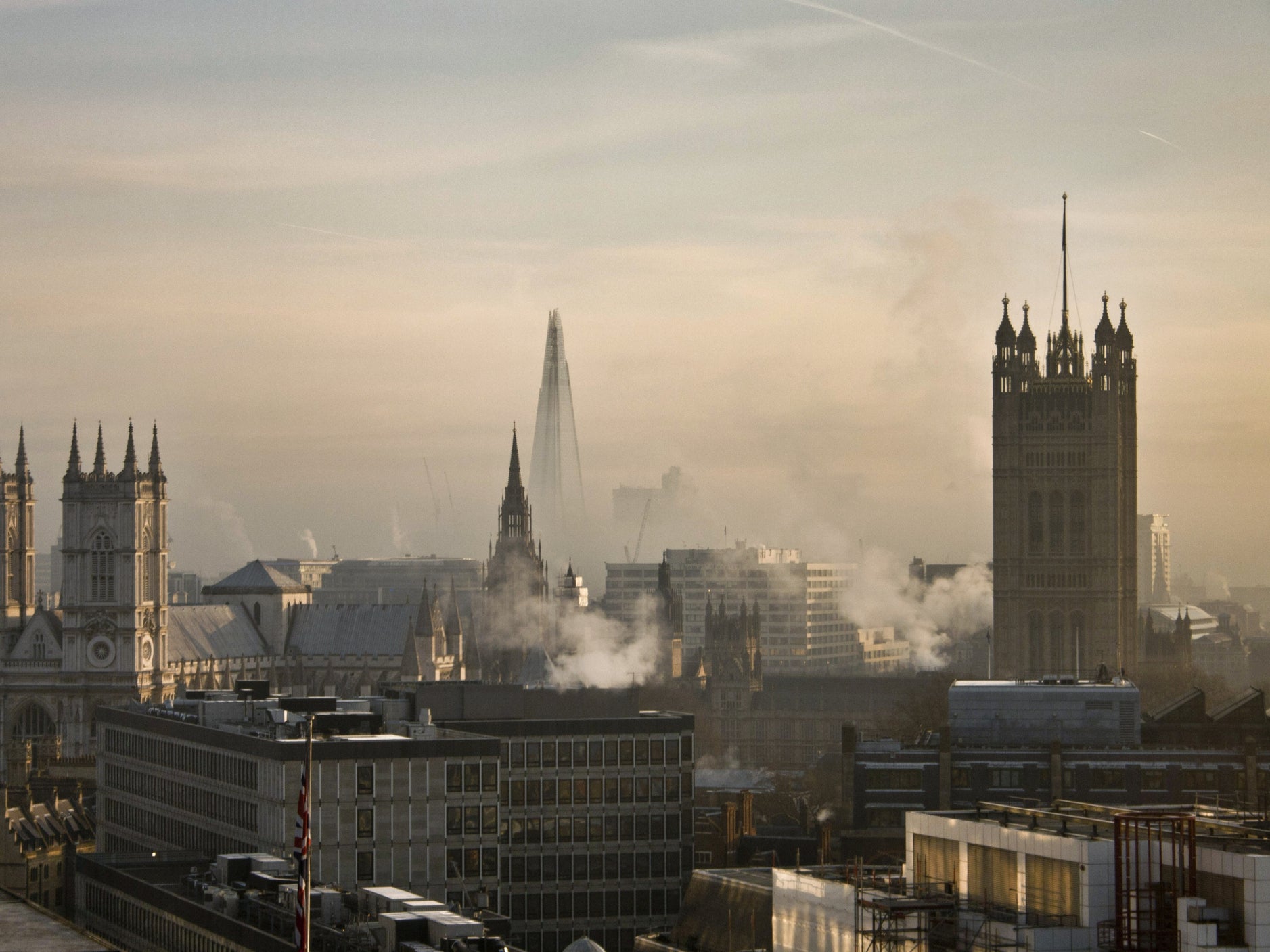 There are ‘alarming levels of poor air quality in England’, according to the Efra Select Committee