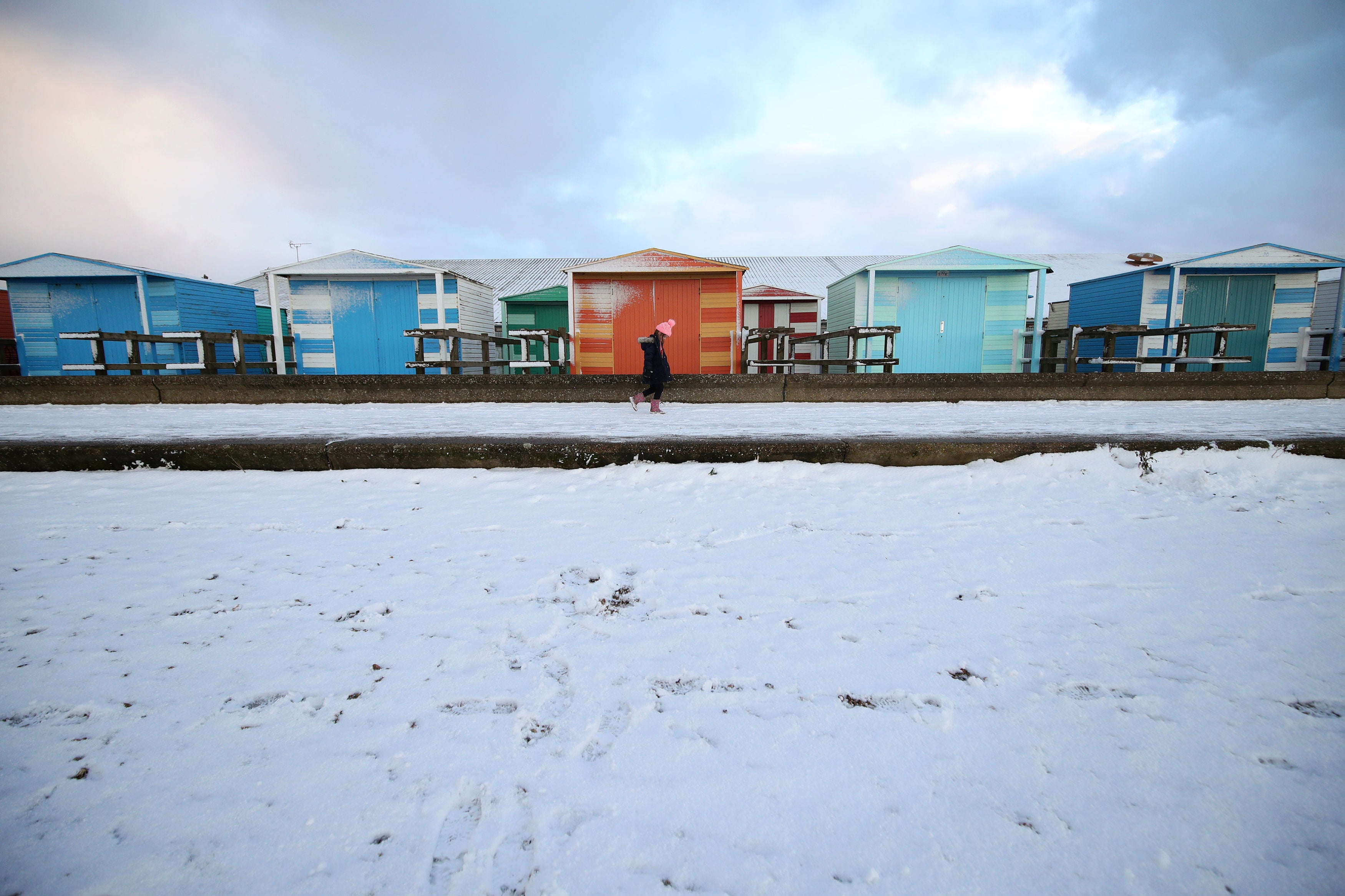 Snow showers are forecasted for much of the UK