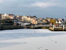 UK weather: More snow due after Thames freezes in London following days of sub-zero temperatures