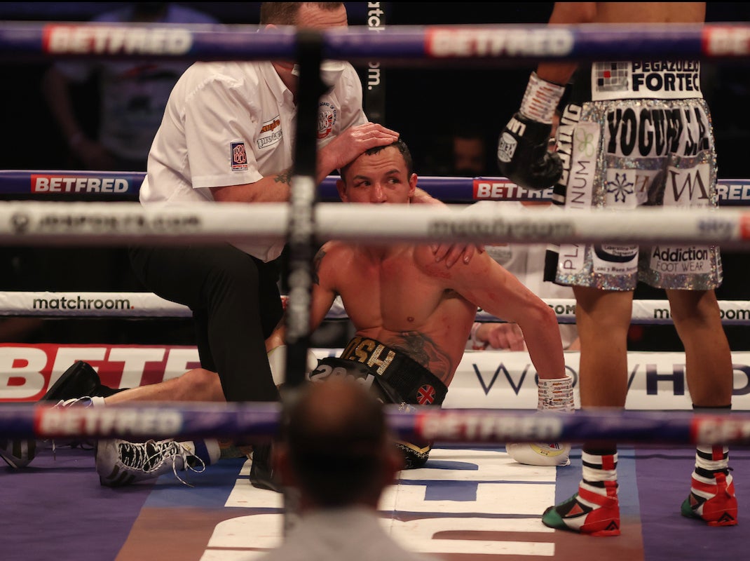 Josh Warrington is knocked out by Mauricio Lara