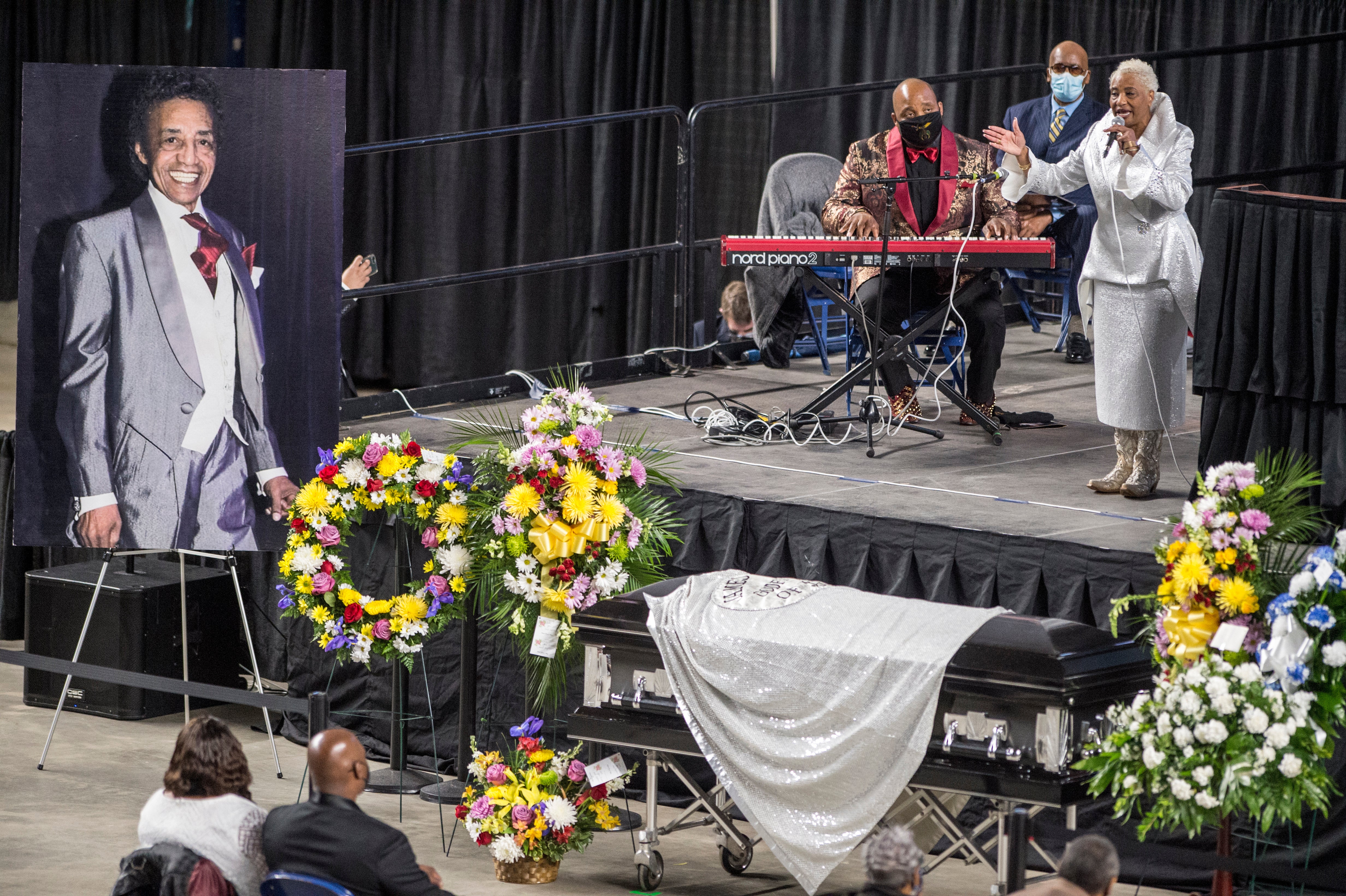 Funeral James Brown Emcee