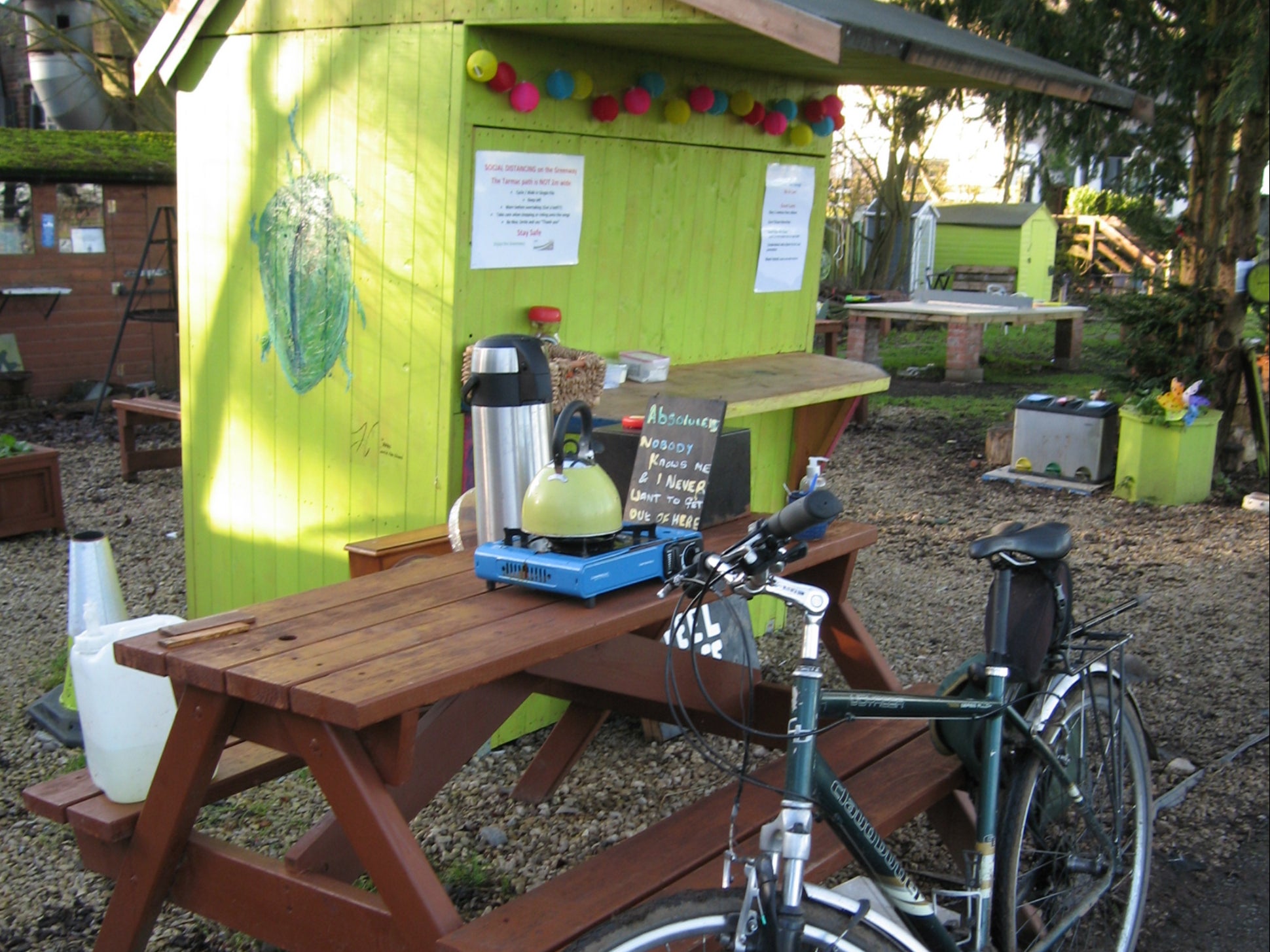 The solar system cycle way trust hut