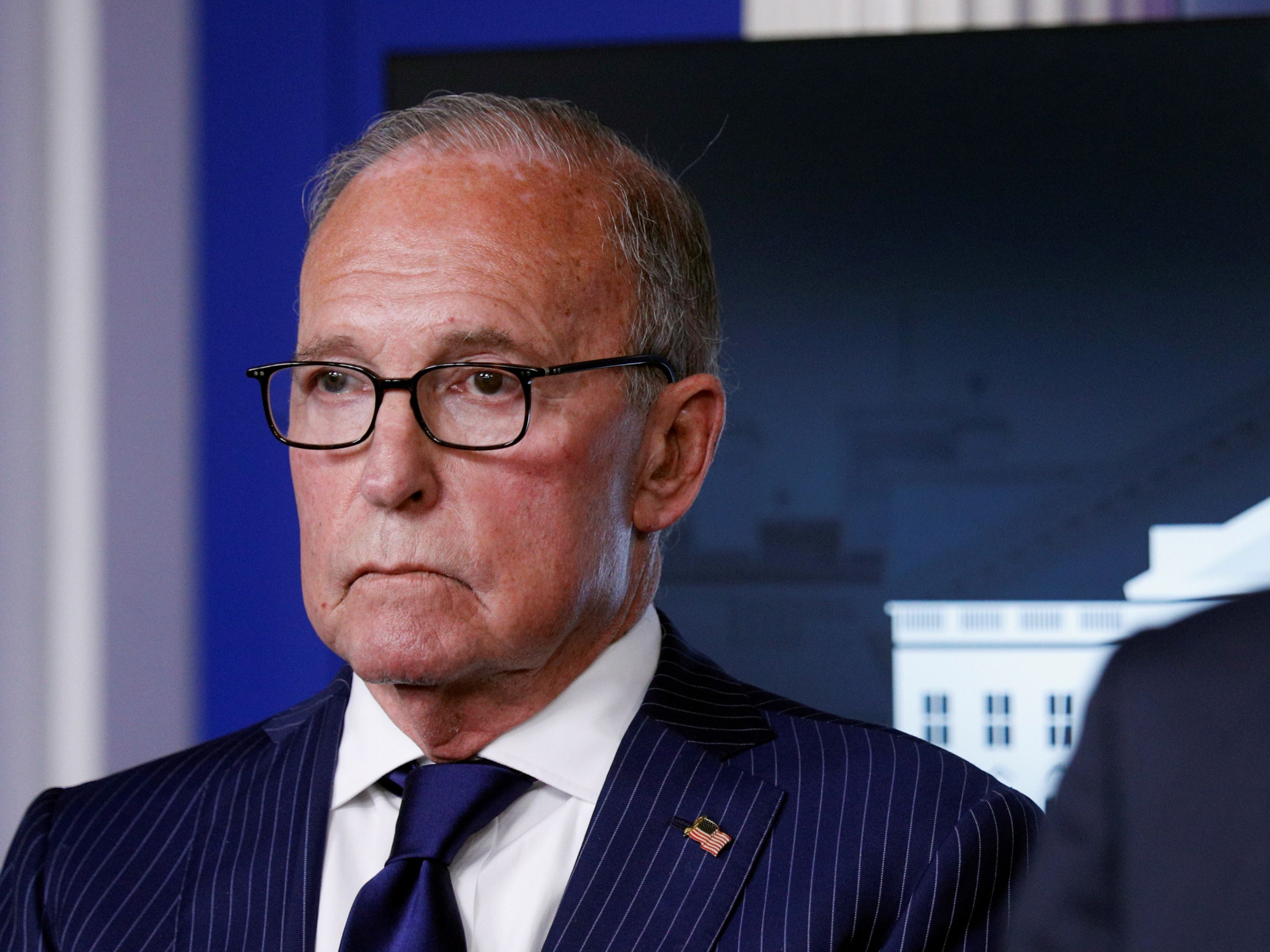 Trump economic advisor caught on hot mic swearing about Kamala Harris