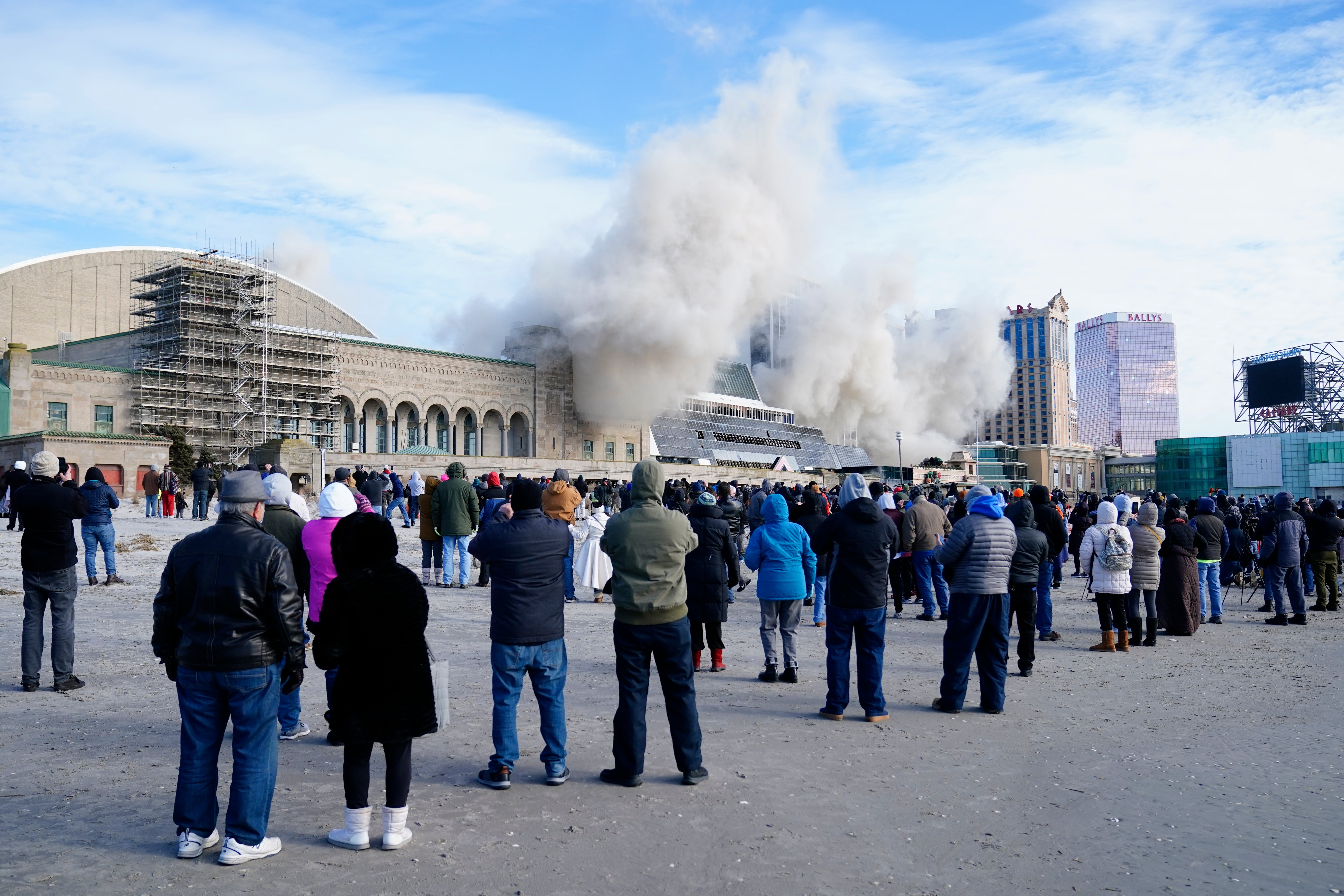 Landmark Trump casino demolished in Atlantic City controlled explosion 