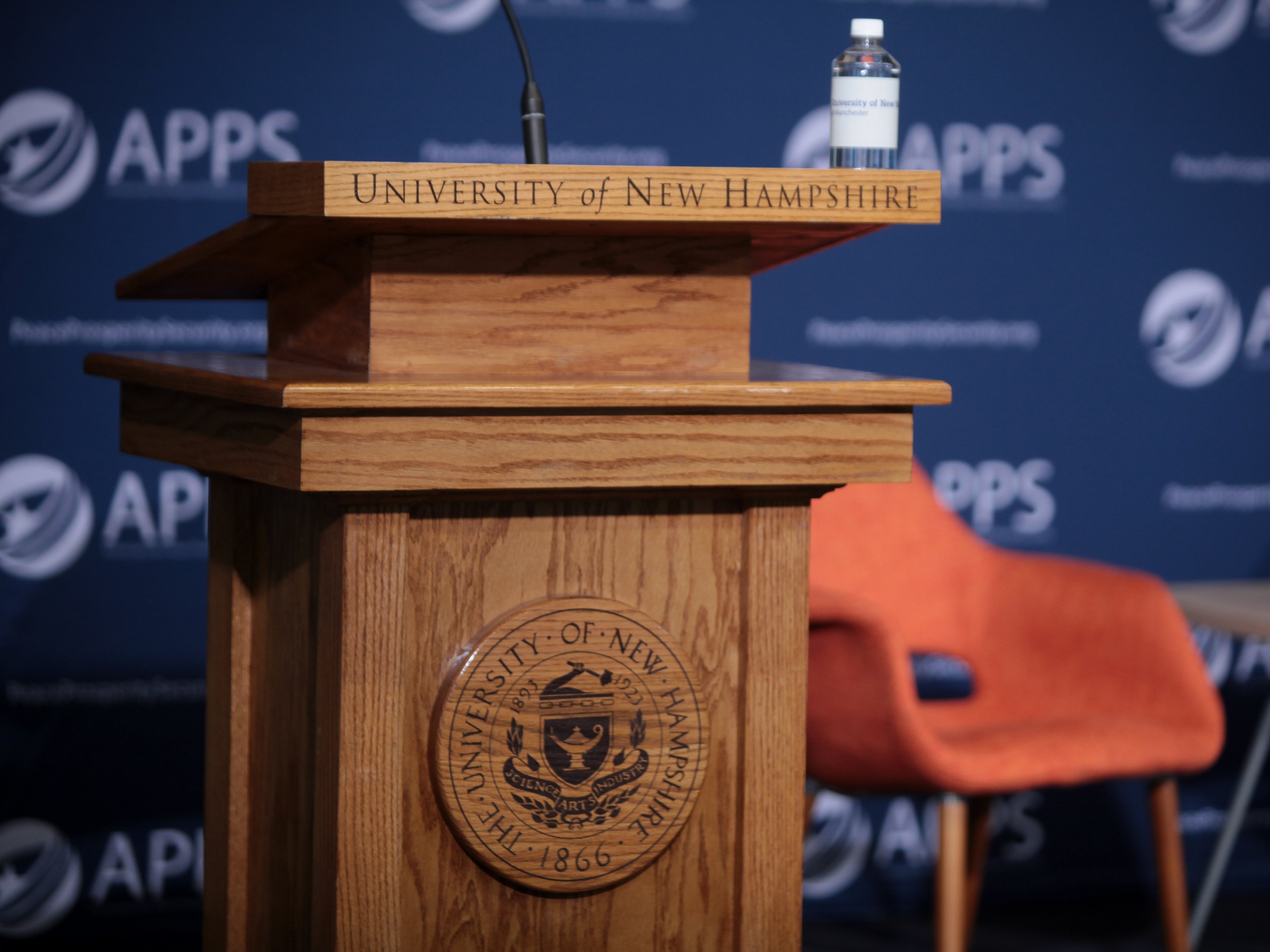 Professor quits after pretending to be female immigrant to post racist and sexist tweets