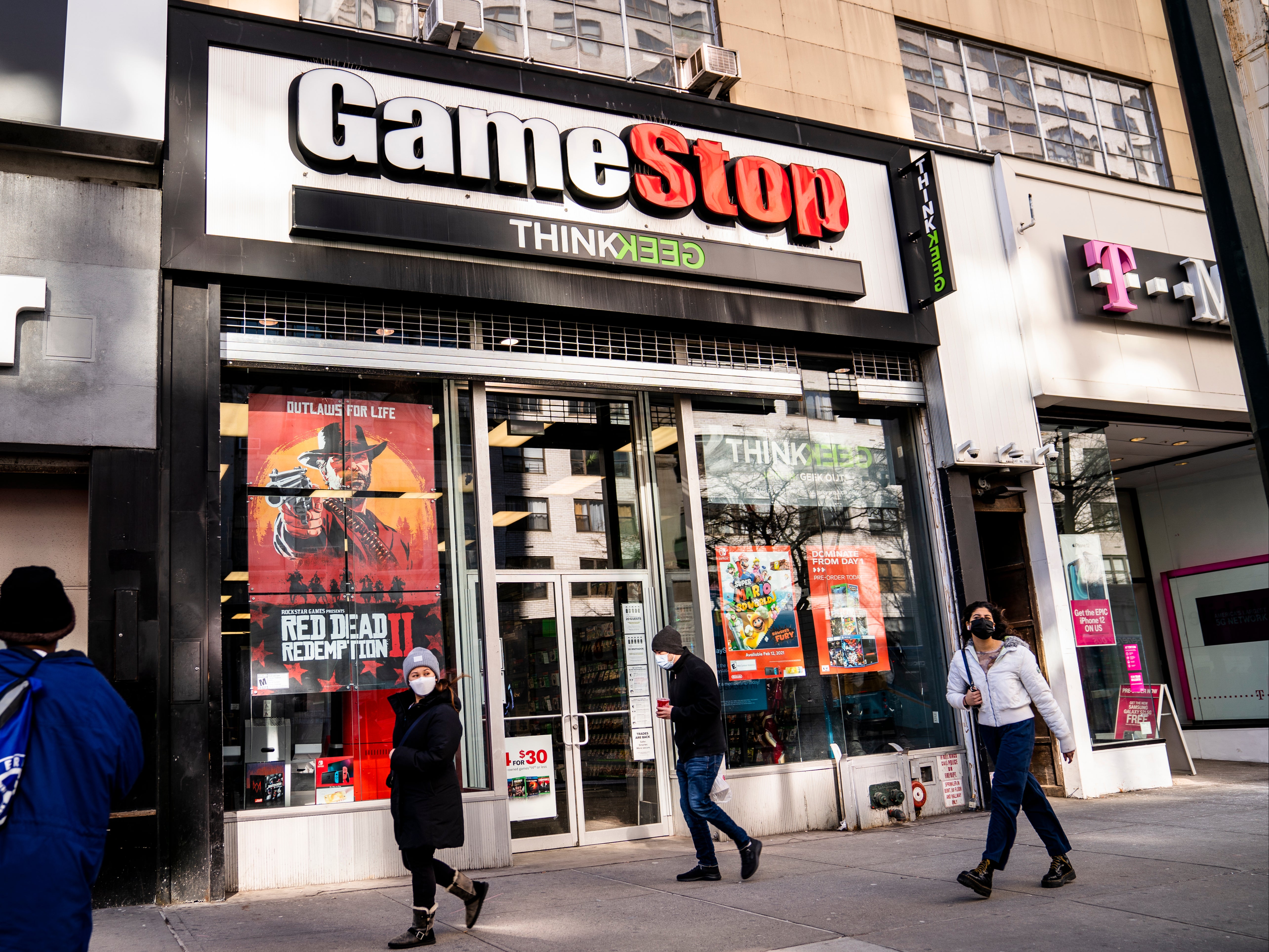 YouTuber ‘Roaring Kitty’ sued and Robinhood CEO ‘forced to live in hotel’ over GameStop saga