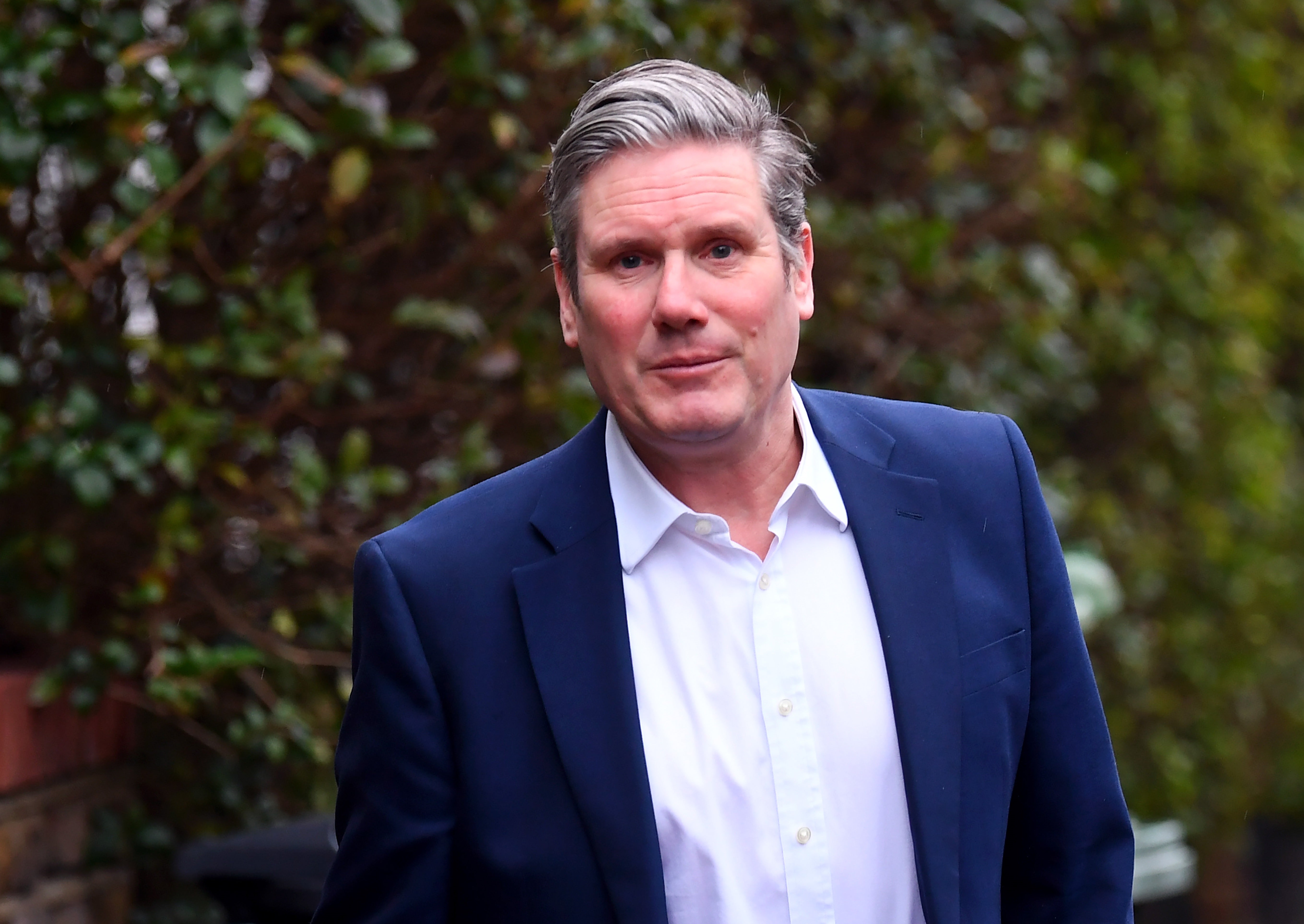 Keir Starmer opposes strike action by teachers and says they may have to work during holidays
