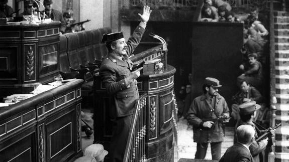 Antonio Tejero in the parliament