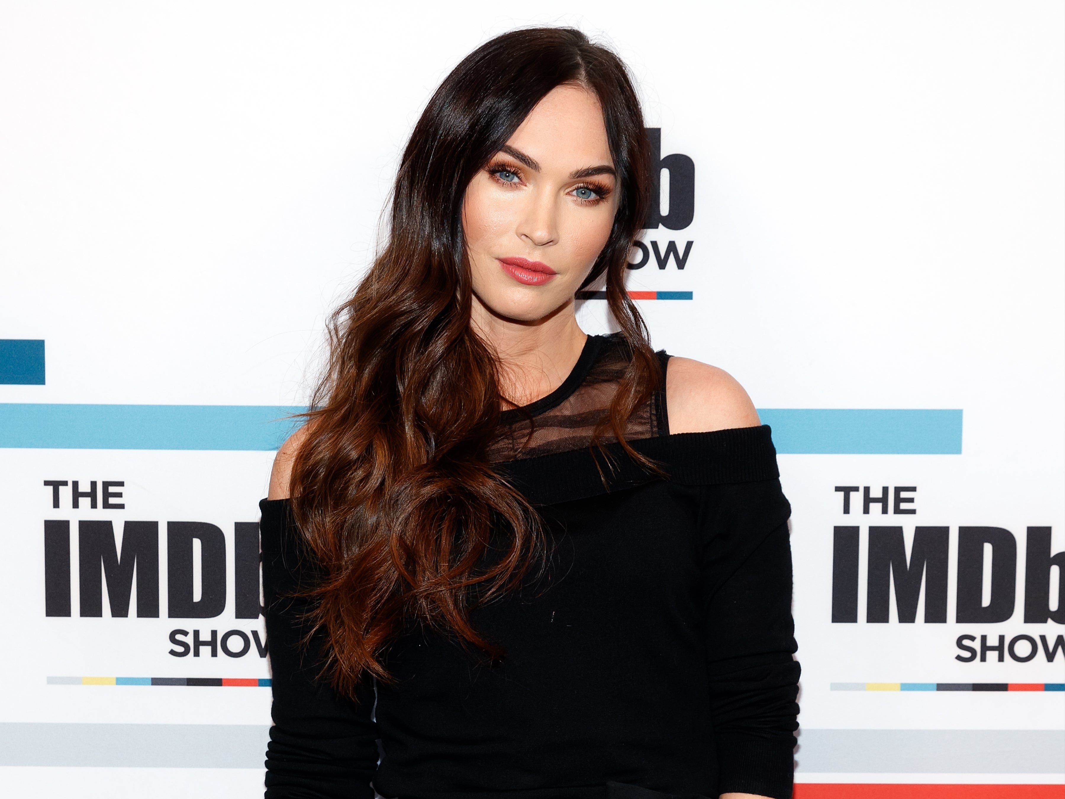 Megan Fox addresses fake Instagram post about masks