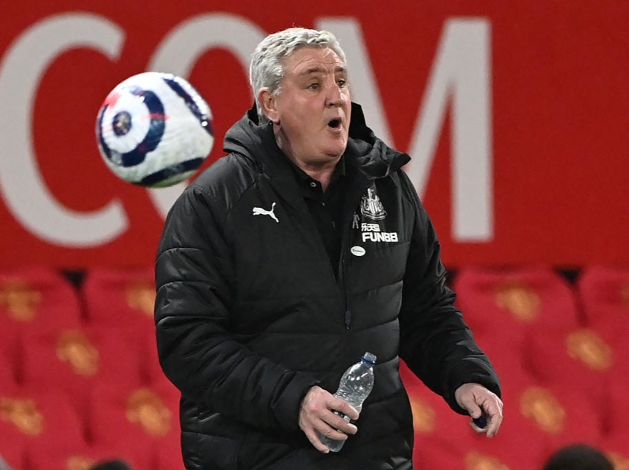 Steve Bruce reacts during Newcastle’s defeat