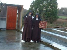 Covid: Irish nuns ‘break lockdown to attend exorcism’