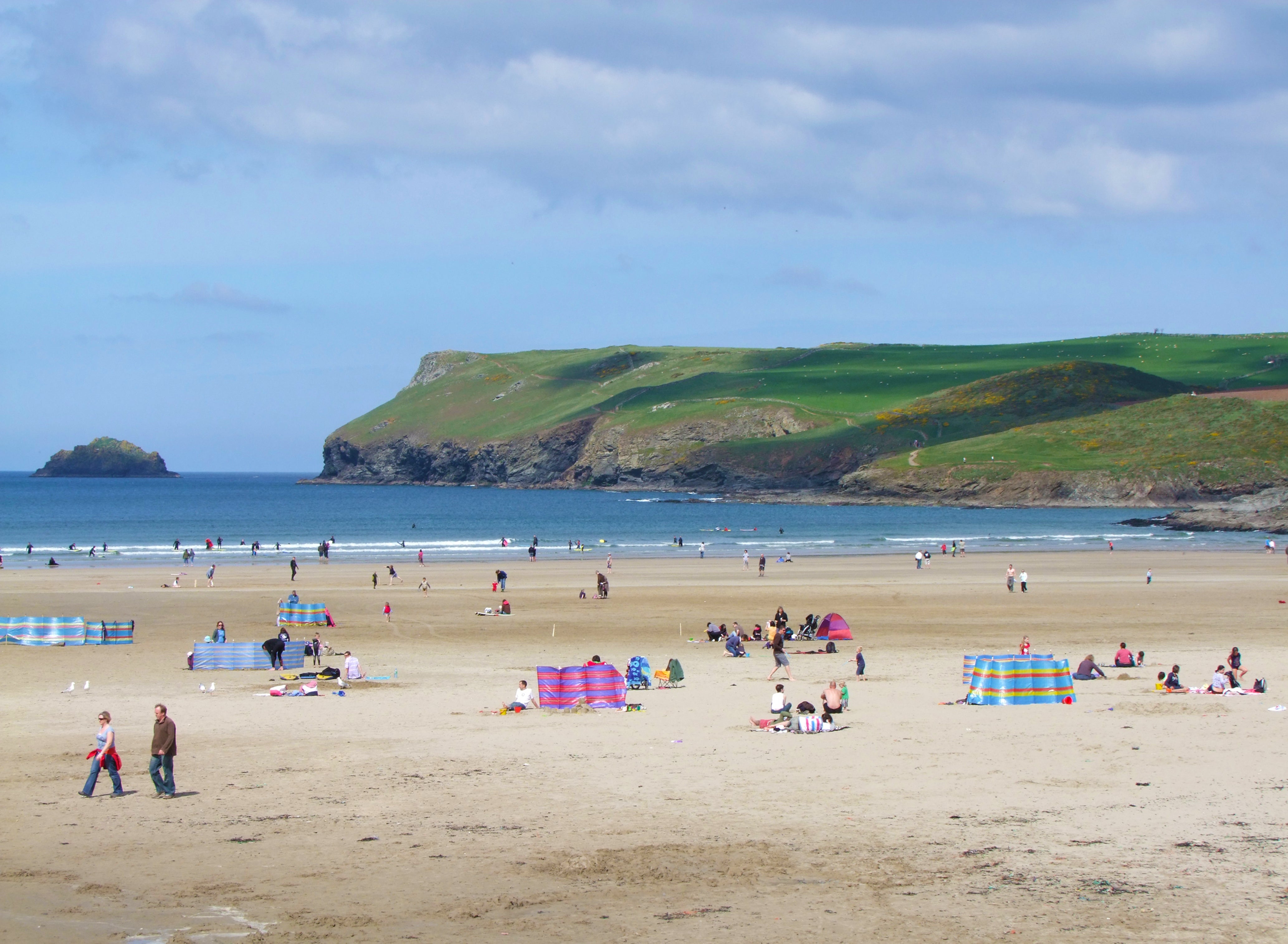 Pitch up here and the surf’s just a longboard’s length away