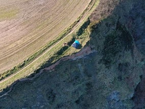 Couple with child found camping on edge of ‘extremely perilous’ 280ft cliff