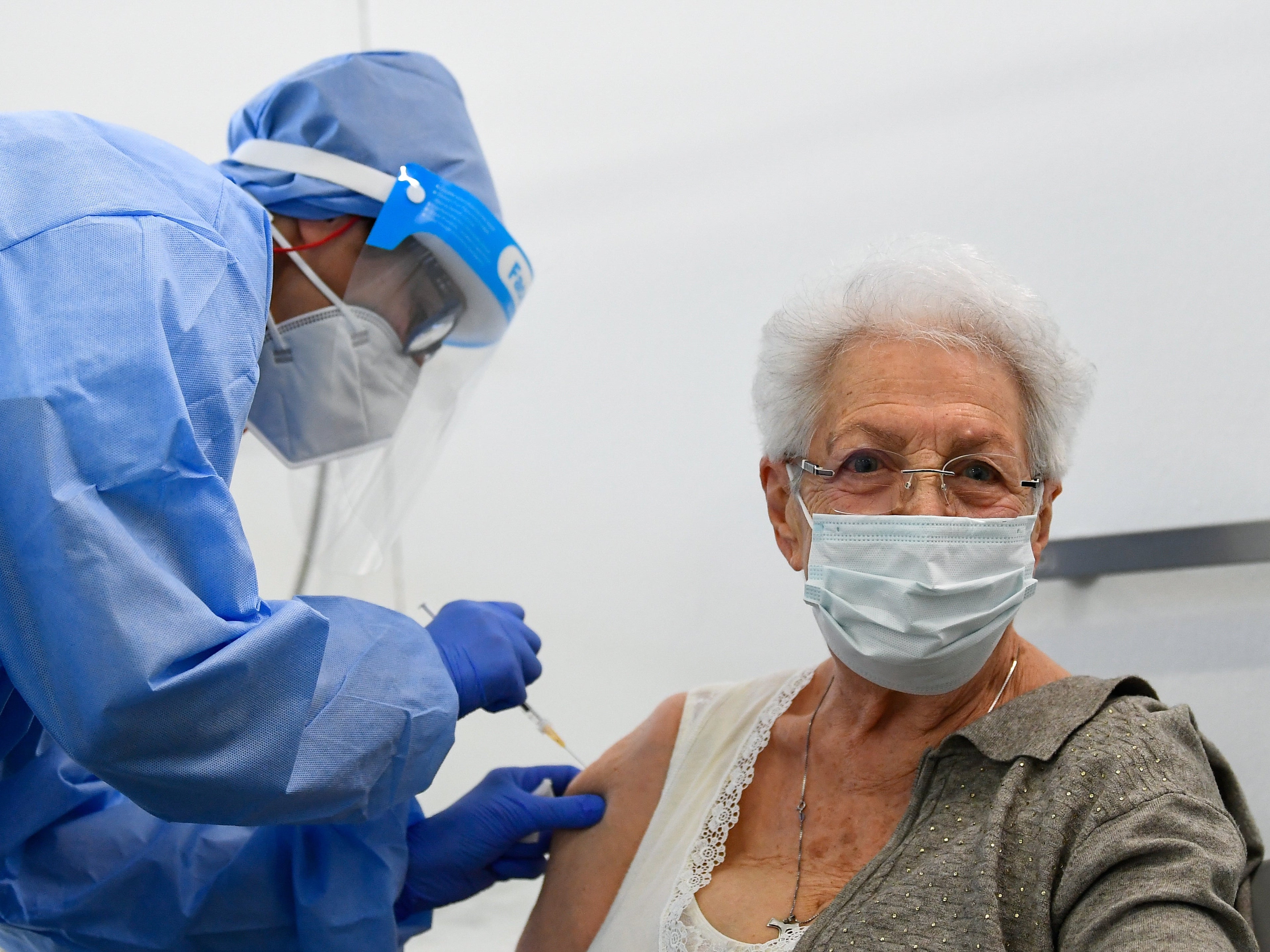 EU’s draft vaccine passport law to come this month