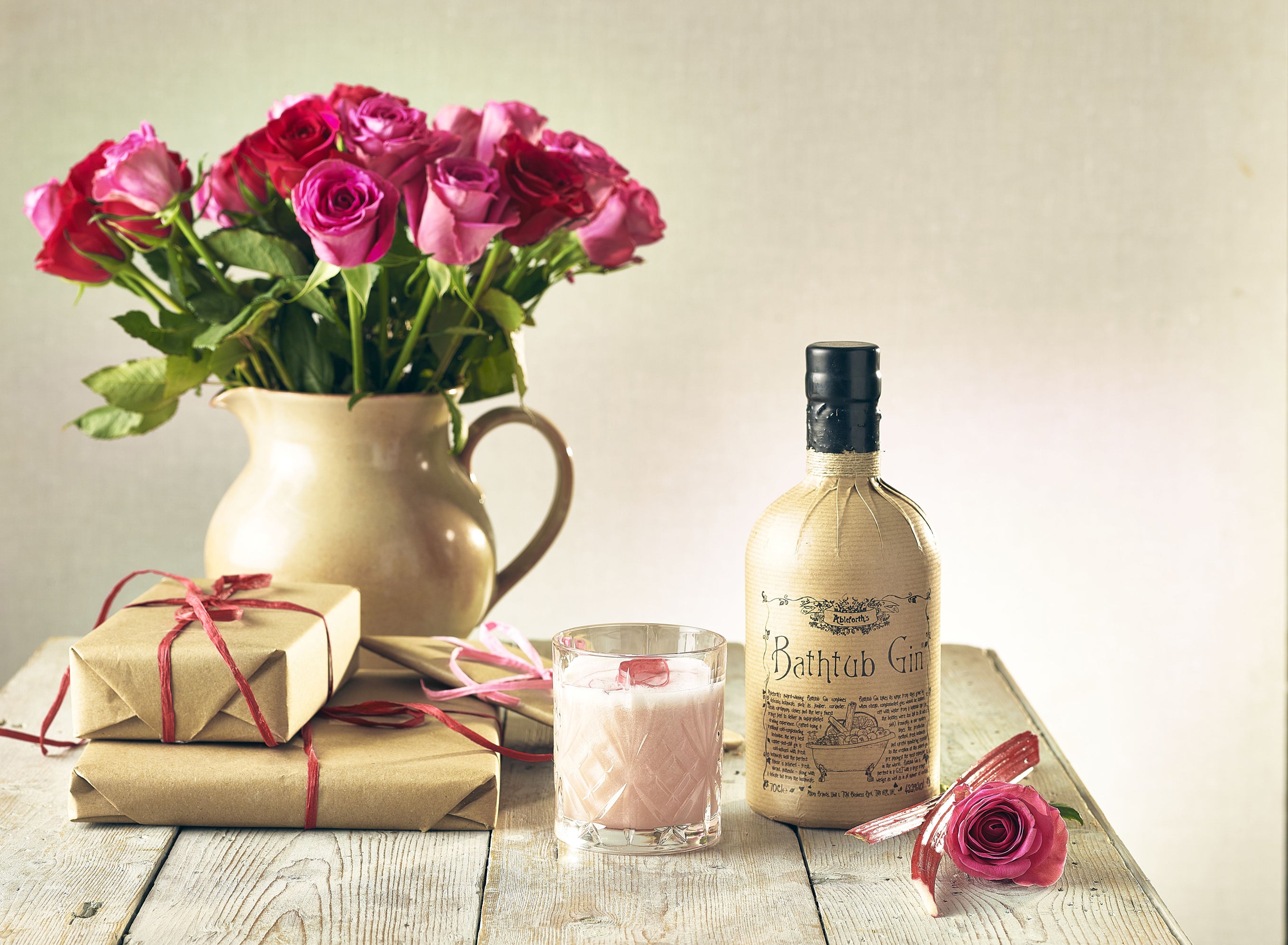 2 Bathtub Gin – Rhubarb and Ginger Sour digi