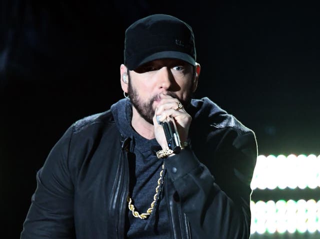 <p>Even the verbose Eminem can sometimes find writing lyrics a ‘pane’. </p>