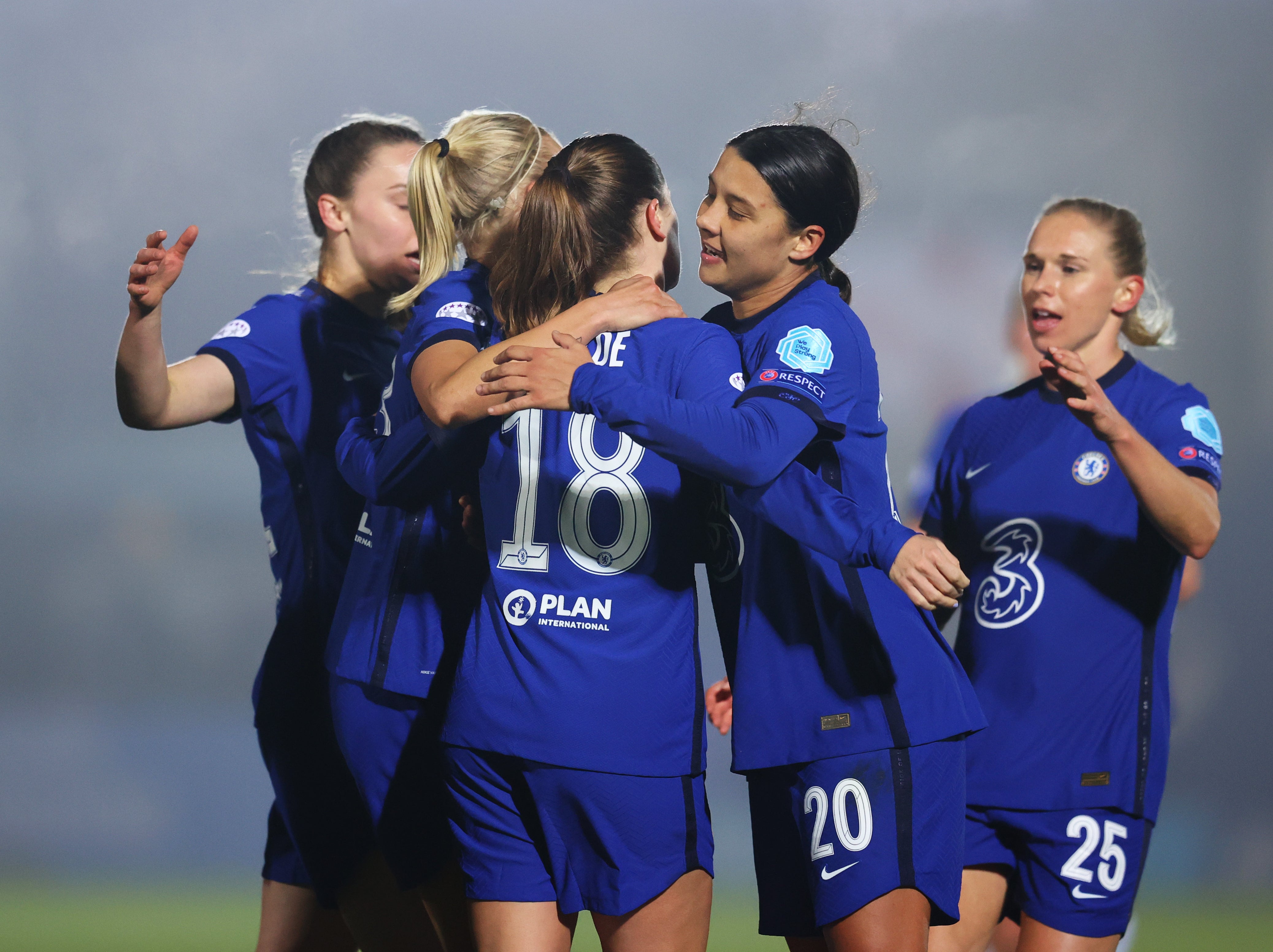 Chelsea celebrate scoring against Atletico