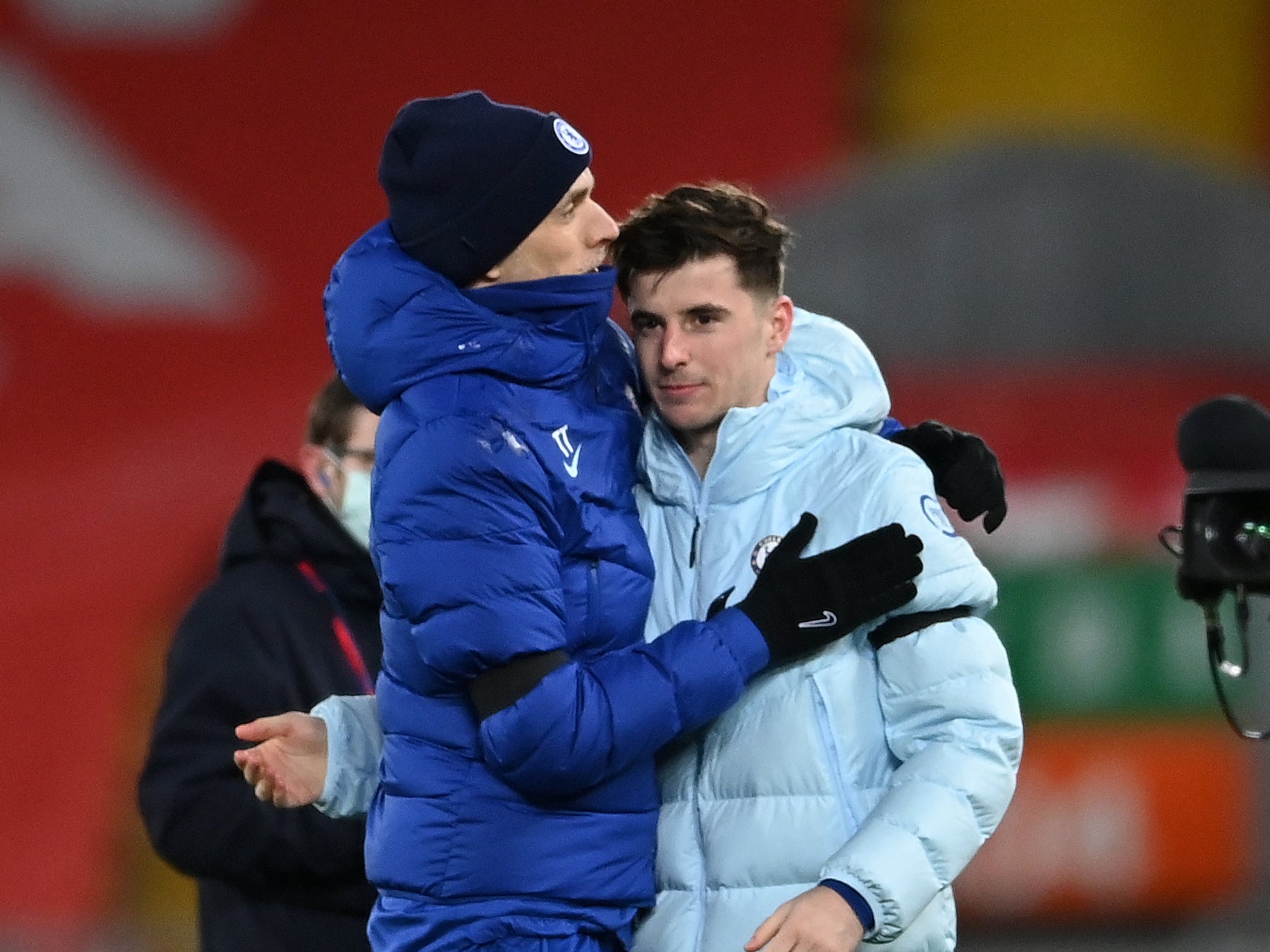 Chelsea coach Thomas Tuchel with goalscorer Mason Mount