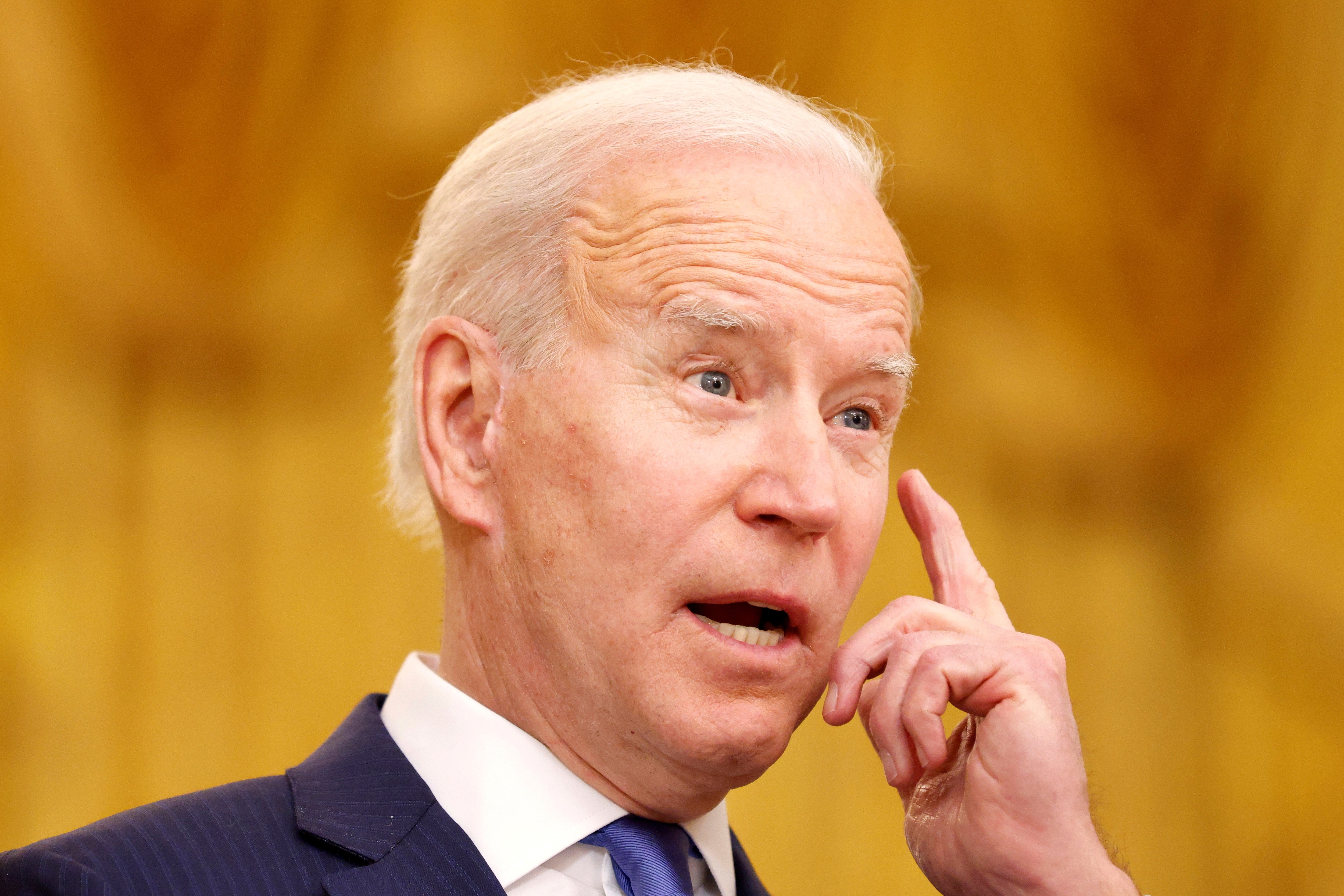 Biden accused of ‘locking the door’ on ‘diversity’ visa applicants after partially rescinding Trump’s ‘Muslim ban’